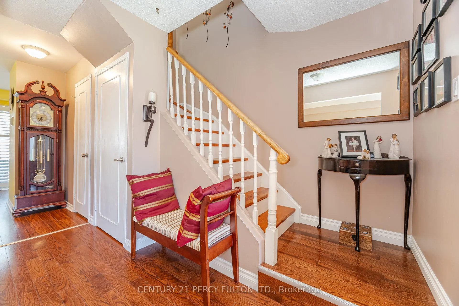 Photo 5 of Unit 9, 580 Eyer Drive, Pickering, West Shore — HOMEH