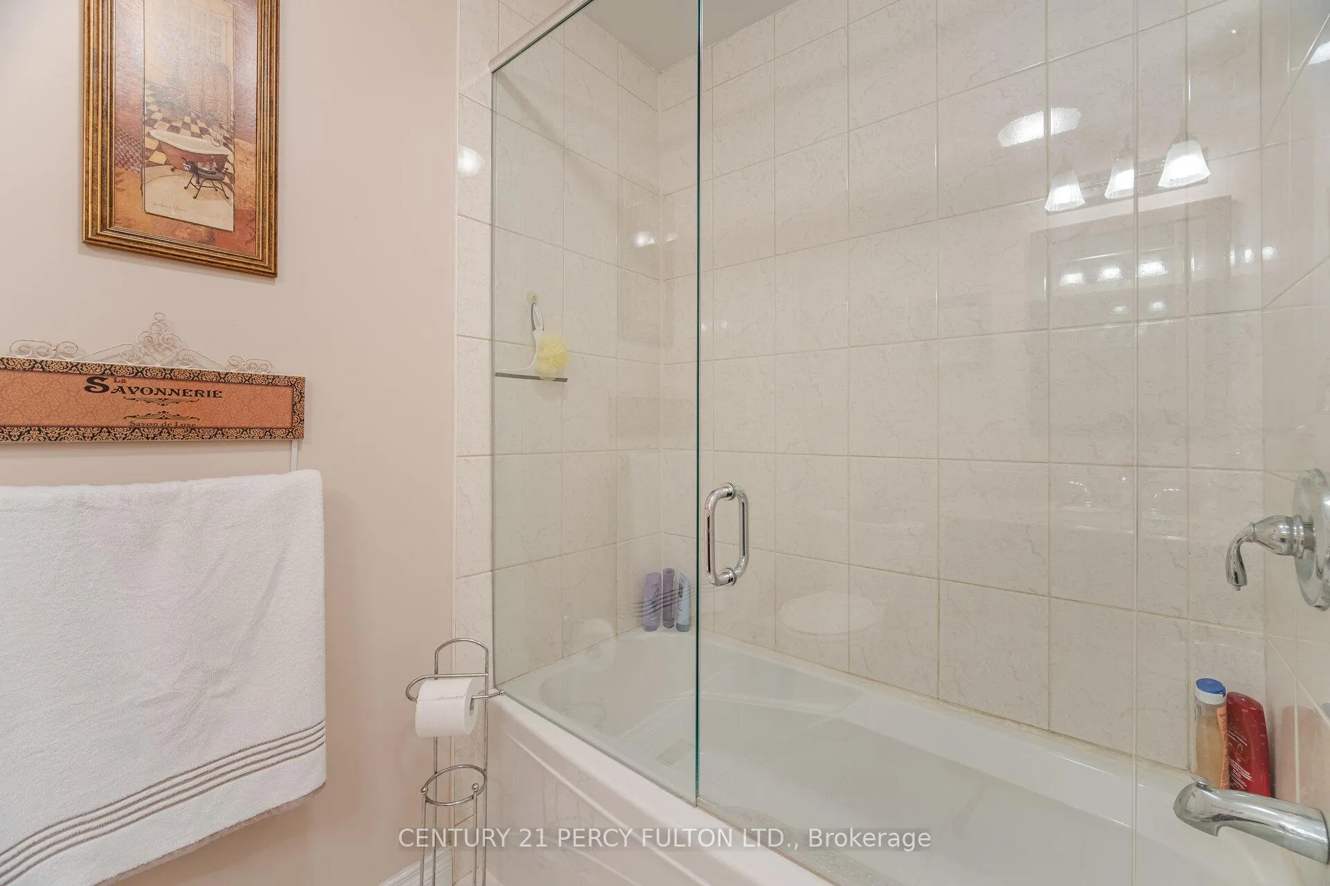 Photo 24 of Unit 9, 580 Eyer Drive, Pickering, West Shore — HOMEH