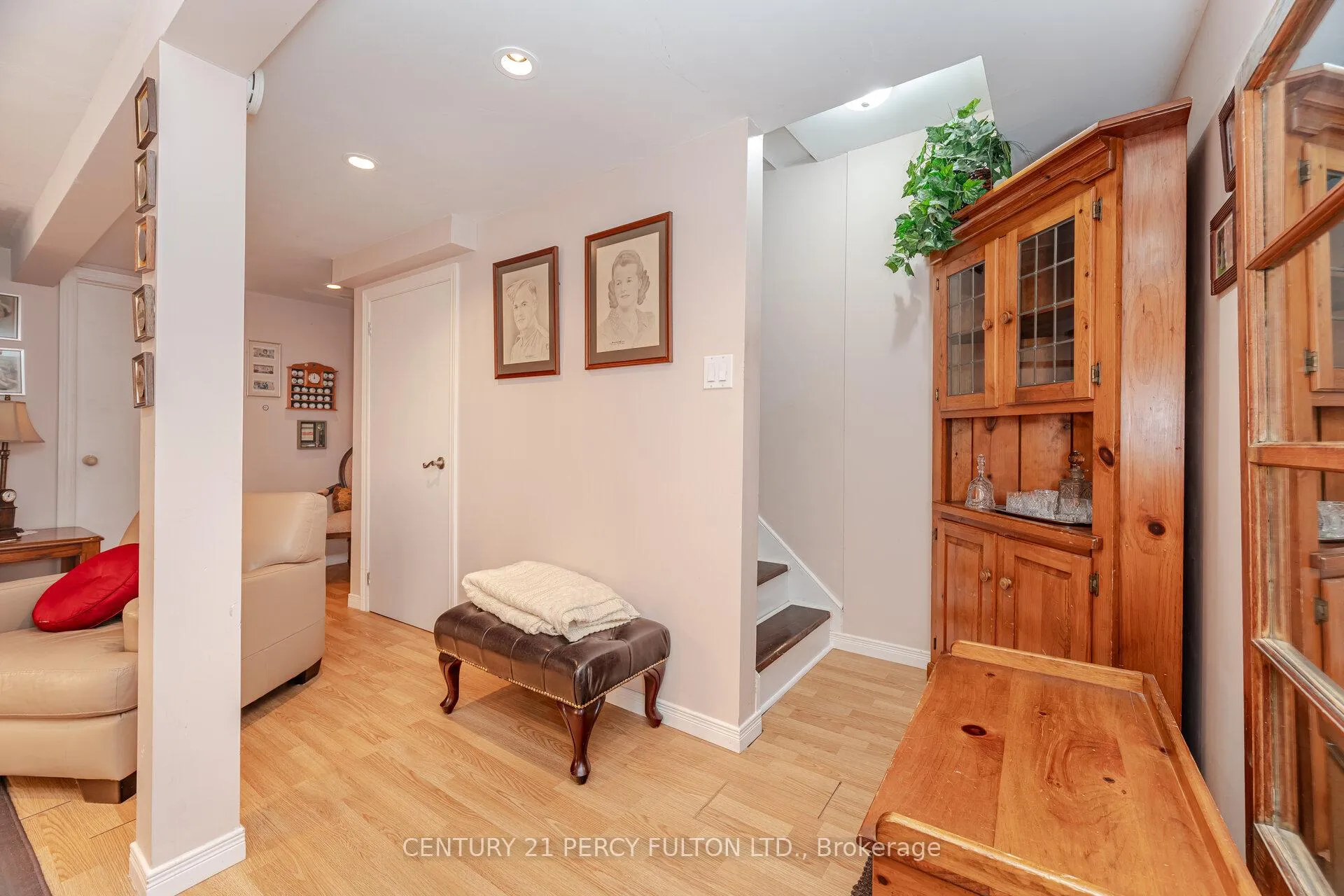 Photo 29 of Unit 9, 580 Eyer Drive, Pickering, West Shore — HOMEH