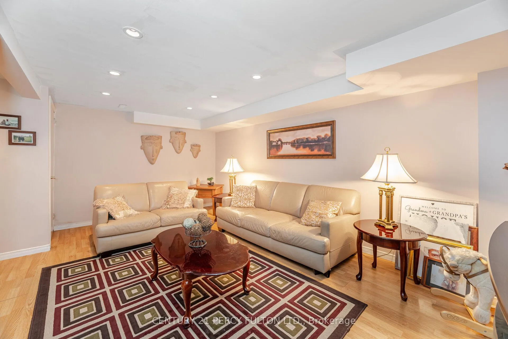 Photo 30 of Unit 9, 580 Eyer Drive, Pickering, West Shore — HOMEH