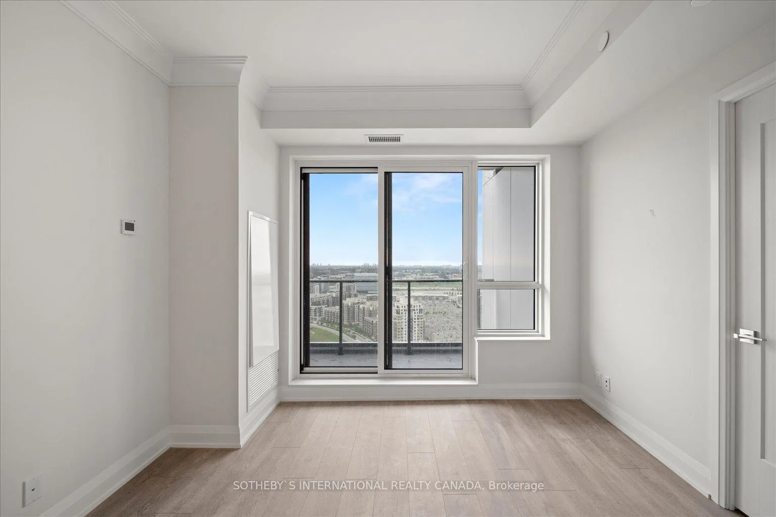 Photo 10 of Unit 3703, 8 Water Walk Drive, Markham, Unionville — HOMEH