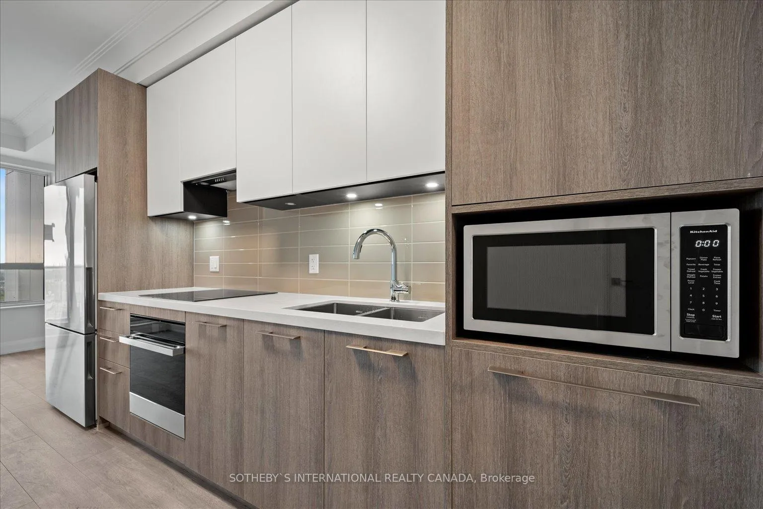 Photo 13 of Unit 3703, 8 Water Walk Drive, Markham, Unionville — HOMEH