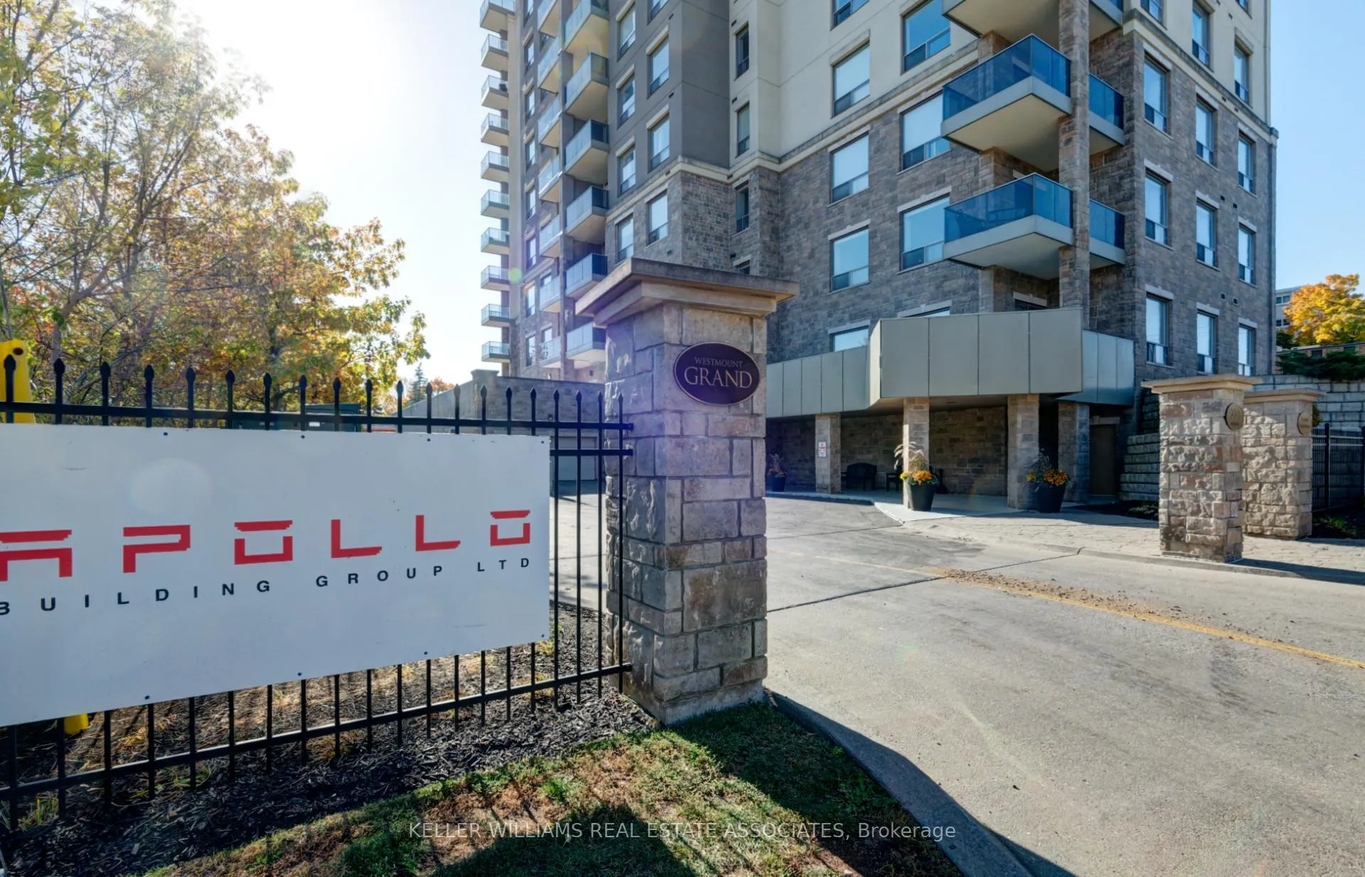 Front of Unit 201, 223 Erb Street W