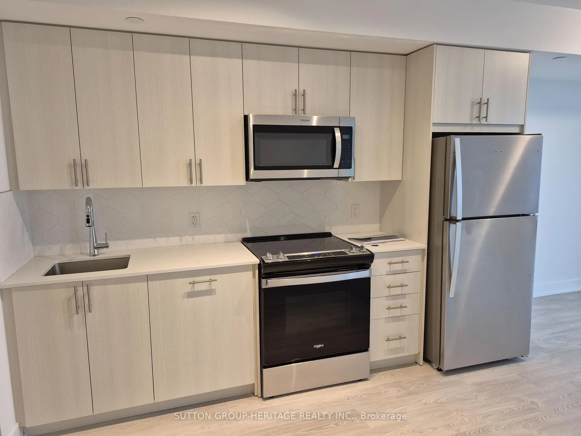 Photo 2 of Unit 2504, 2545 Simcoe Street N, Oshawa, Windfields — HOMEH
