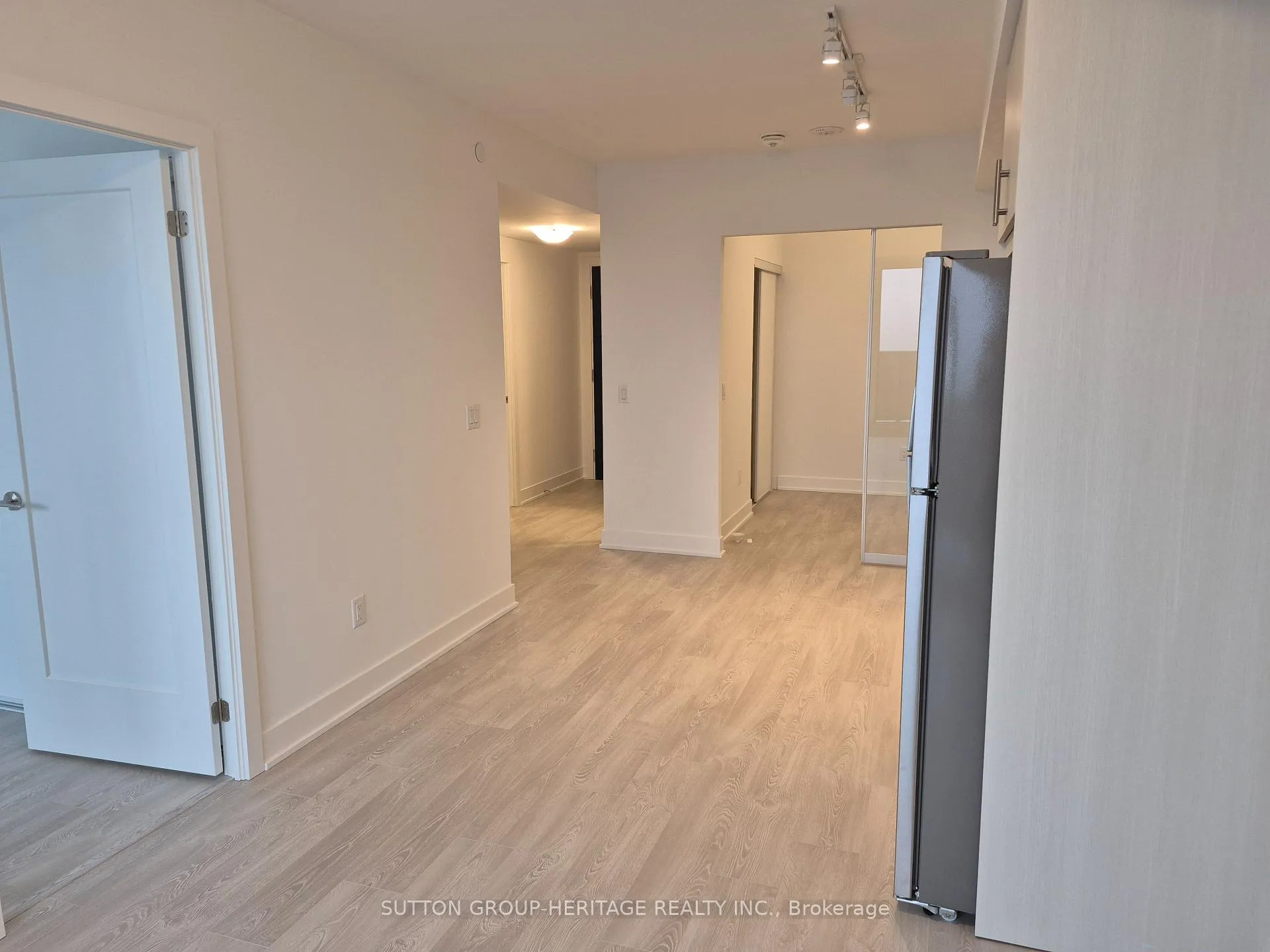 Photo 6 of Unit 2504, 2545 Simcoe Street N, Oshawa, Windfields — HOMEH