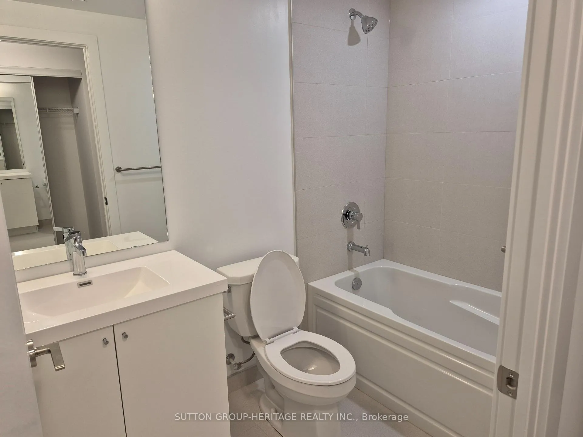 Photo 9 of Unit 2504, 2545 Simcoe Street N, Oshawa, Windfields — HOMEH