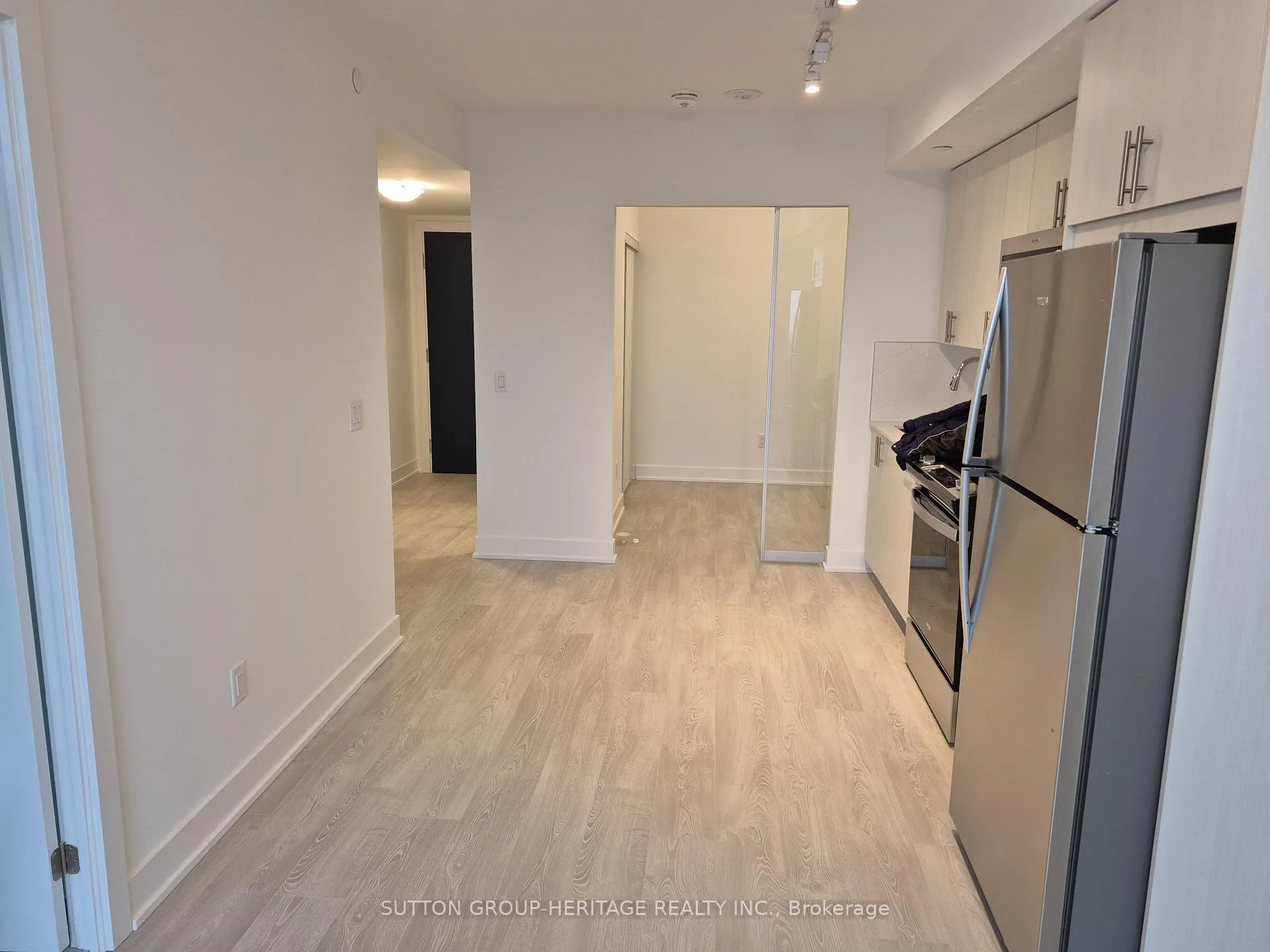 Photo 12 of Unit 2504, 2545 Simcoe Street N, Oshawa, Windfields — HOMEH