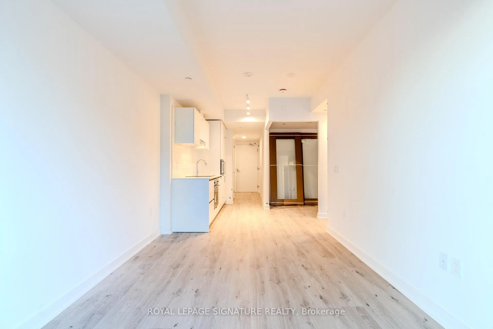 Photo 8 of Unit 1532, 234 Simcoe Street, Toronto, Kensington-Chinatown — HOMEH