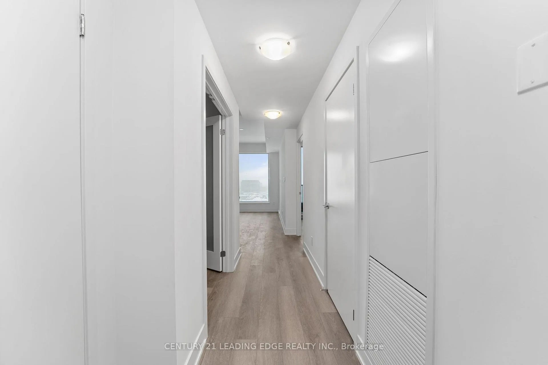 Photo 3 of Unit 1206, 38 Andre De Grasse Street, Markham, Unionville — HOMEH