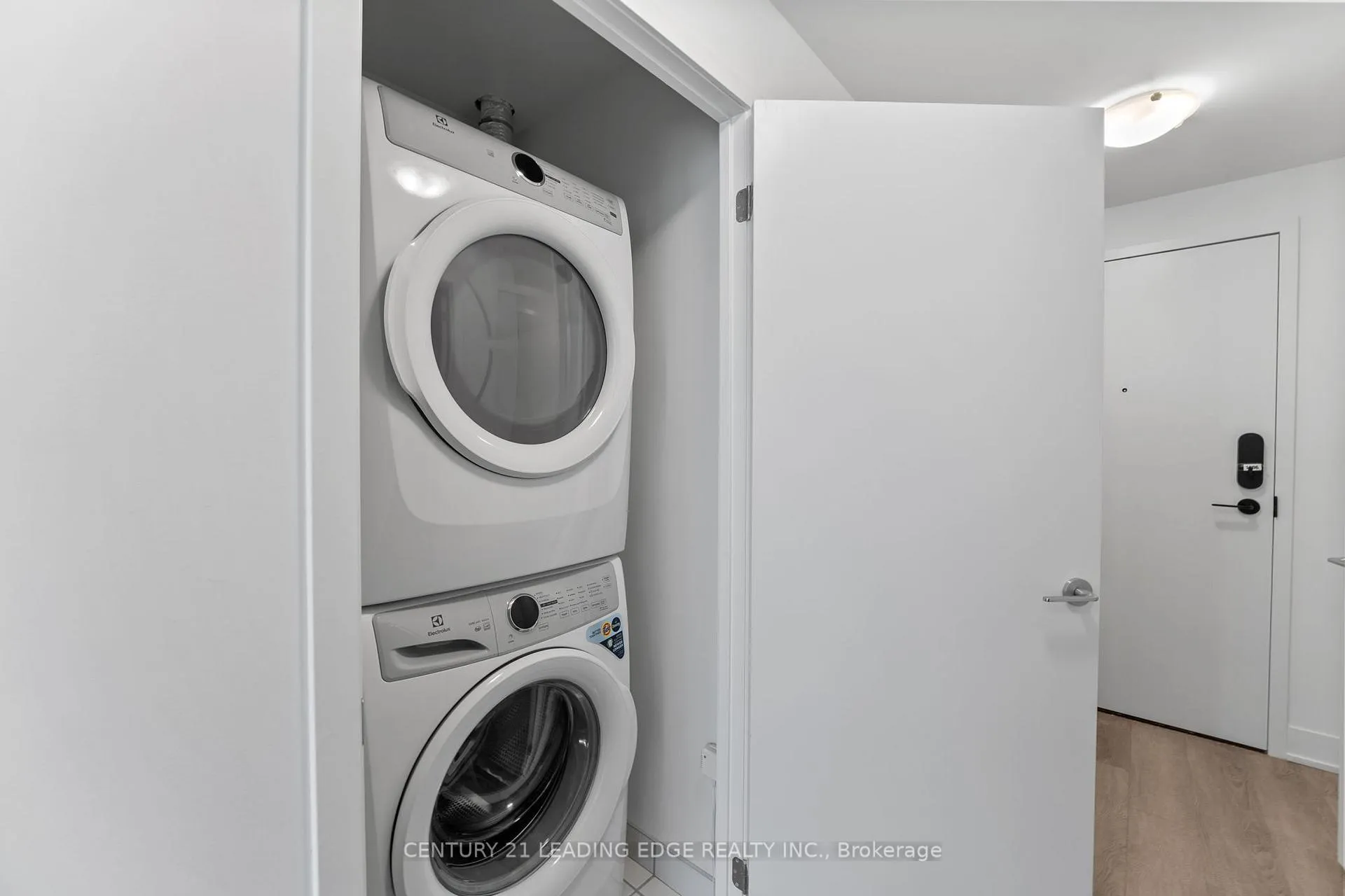 Photo 19 of Unit 1206, 38 Andre De Grasse Street, Markham, Unionville — HOMEH