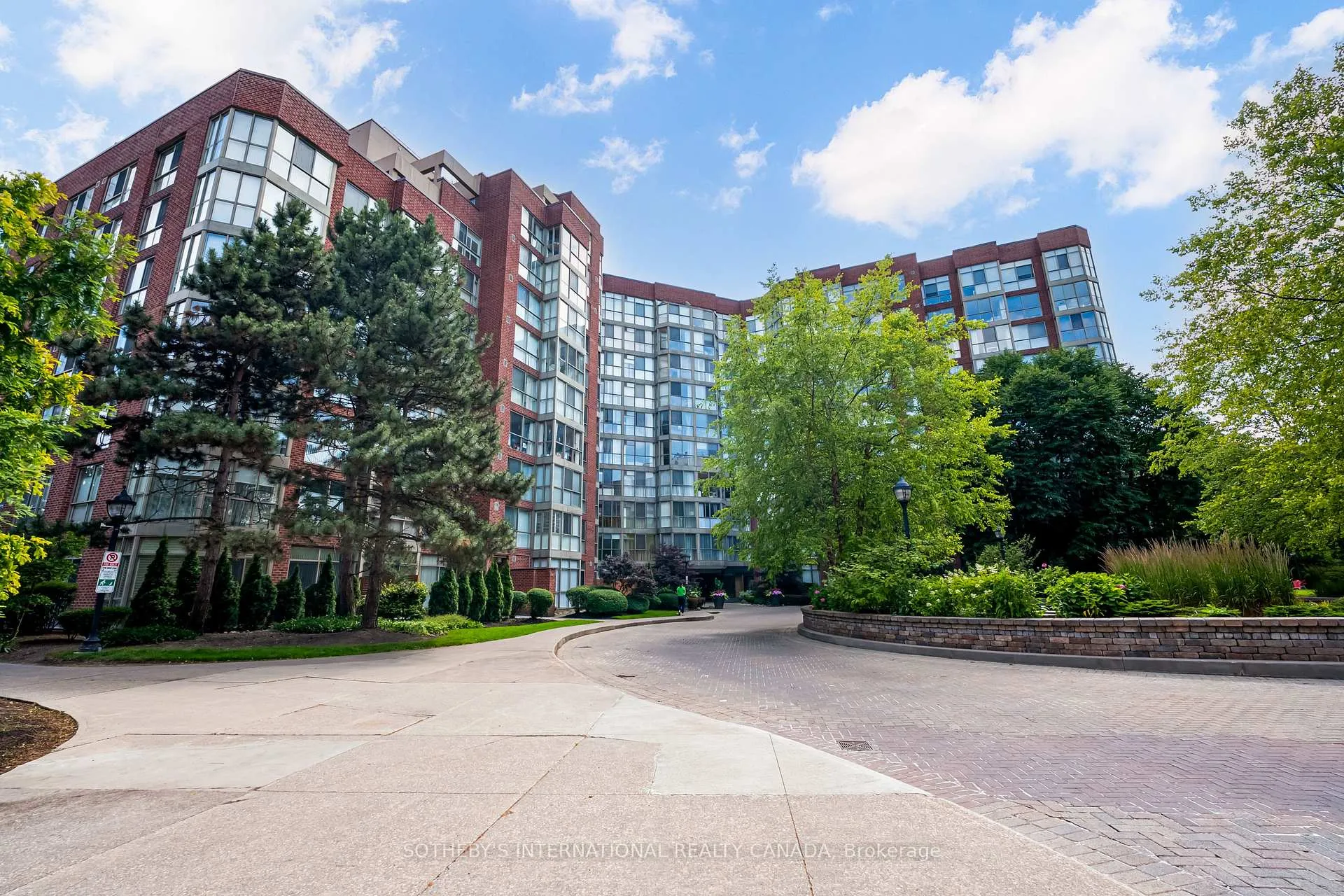 Front of Unit 525, 22 Southport Street