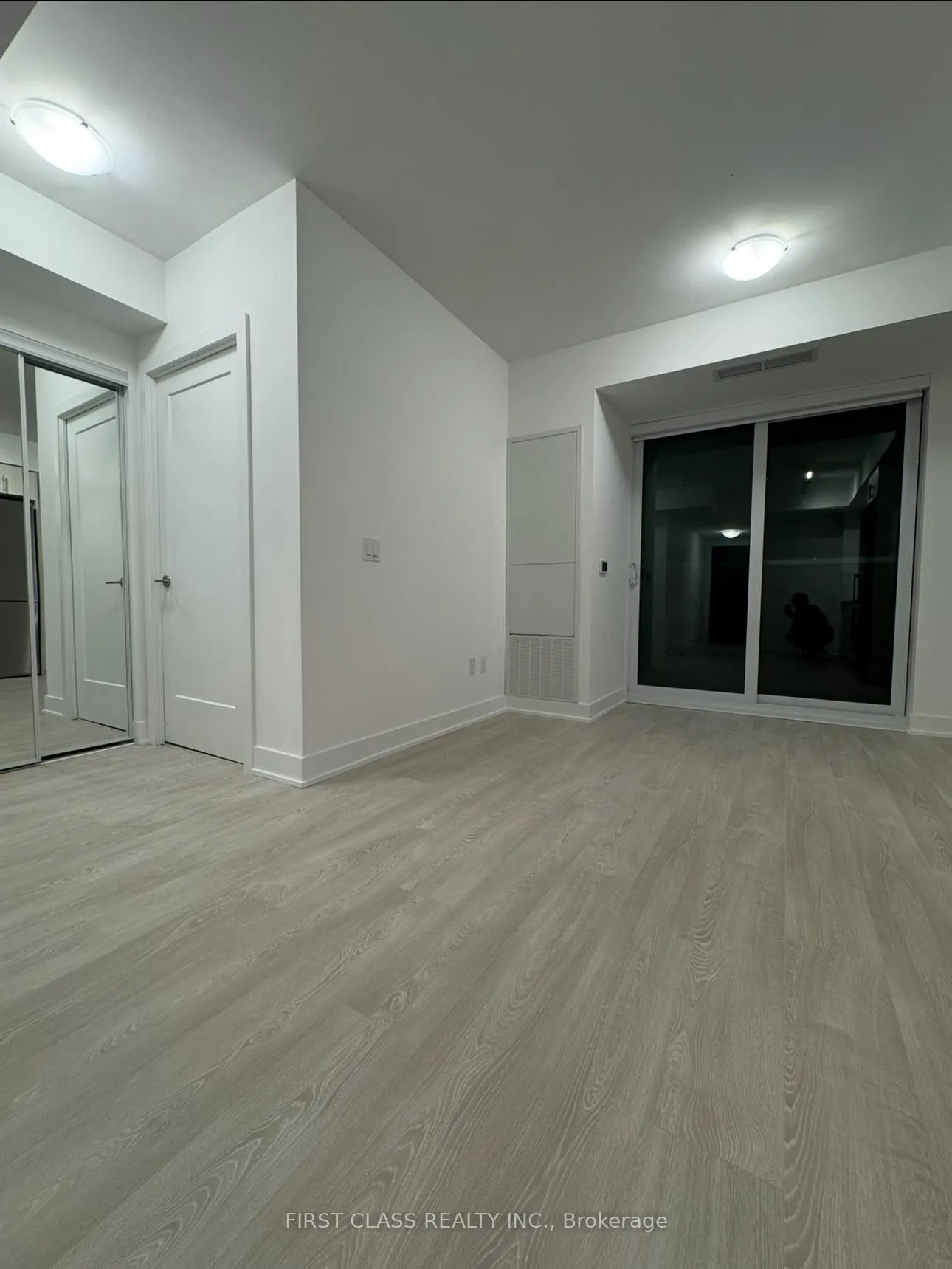 Photo 1 of Unit 603, 2545 Simcoe Street N, Oshawa, Windfields — HOMEH
