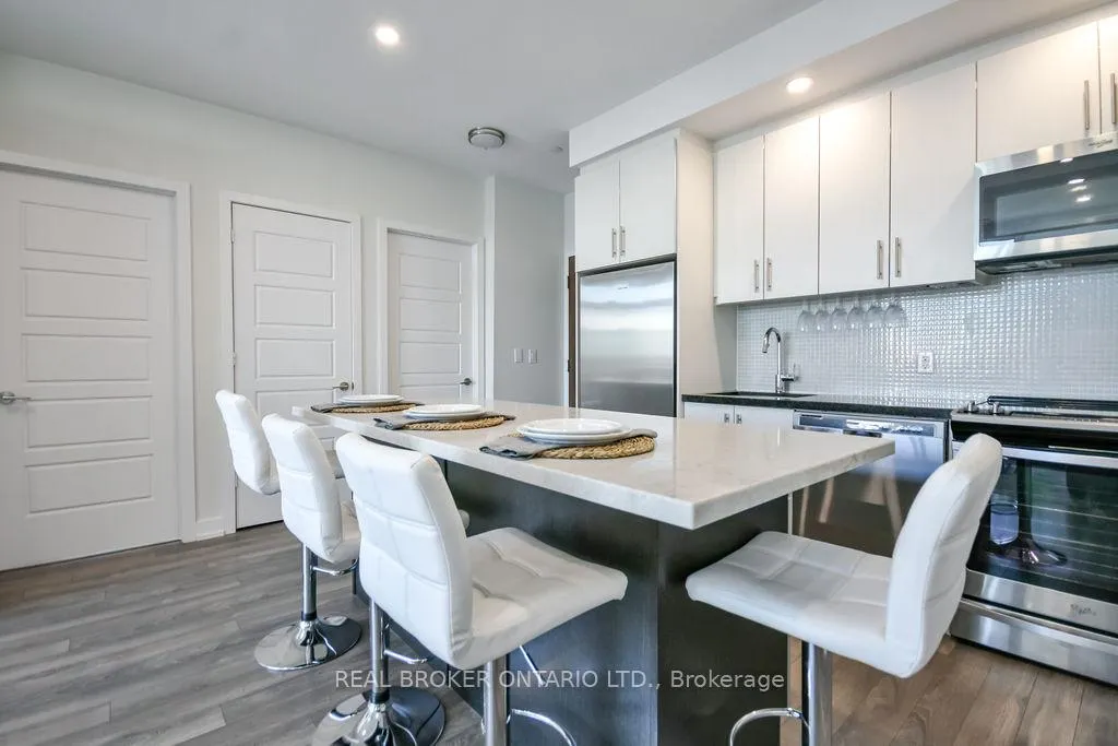Photo 6 of 333 Sea Ray Avenue, Innisfil, Rural Innisfil — HOMEH