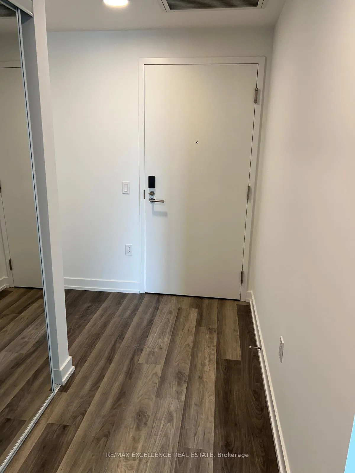 Photo 2 of Unit 608, 6 Chartwell Road, Etobicoke, Stonegate-Queensway — HOMEH