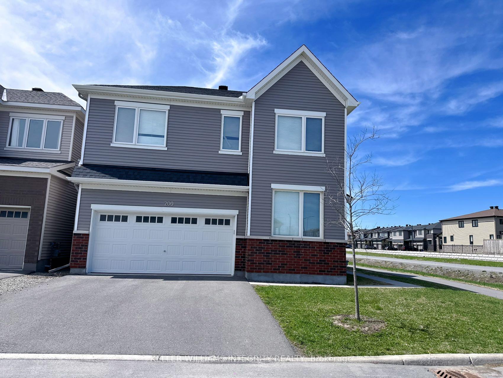 Photo 1 of 200 Douglas Fir Street, Ottawa, Barrhaven - Heritage Park — HOMEH