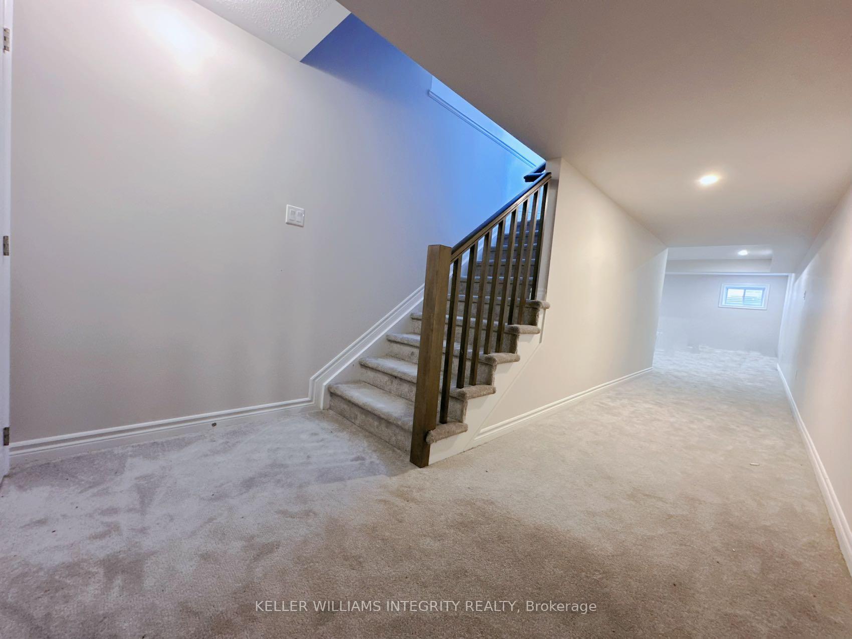 Photo 6 of 200 Douglas Fir Street, Ottawa, Barrhaven - Heritage Park — HOMEH