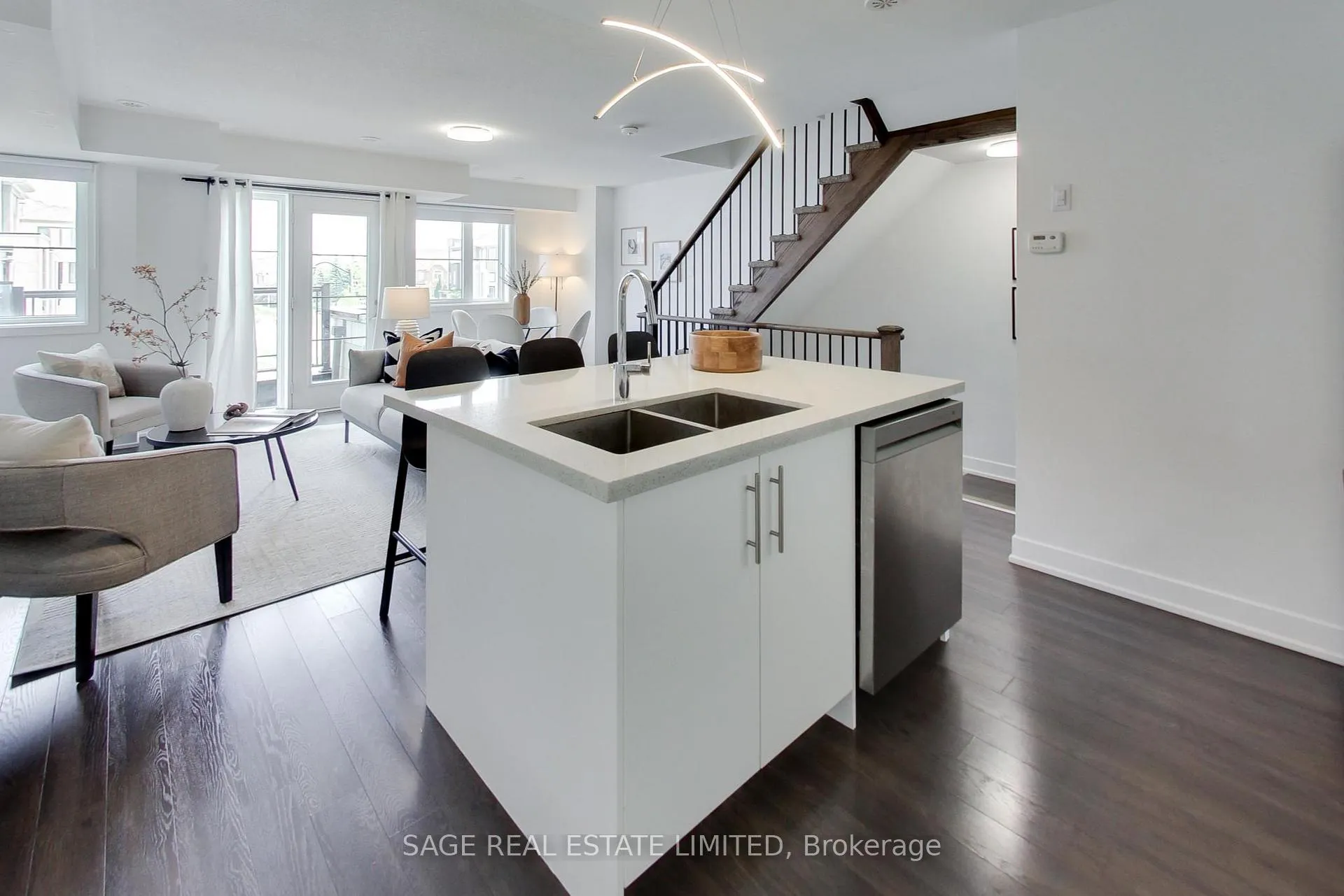 Photo 11 of 39 Pallock Hill Way, Whitby, Pringle Creek — HOMEH