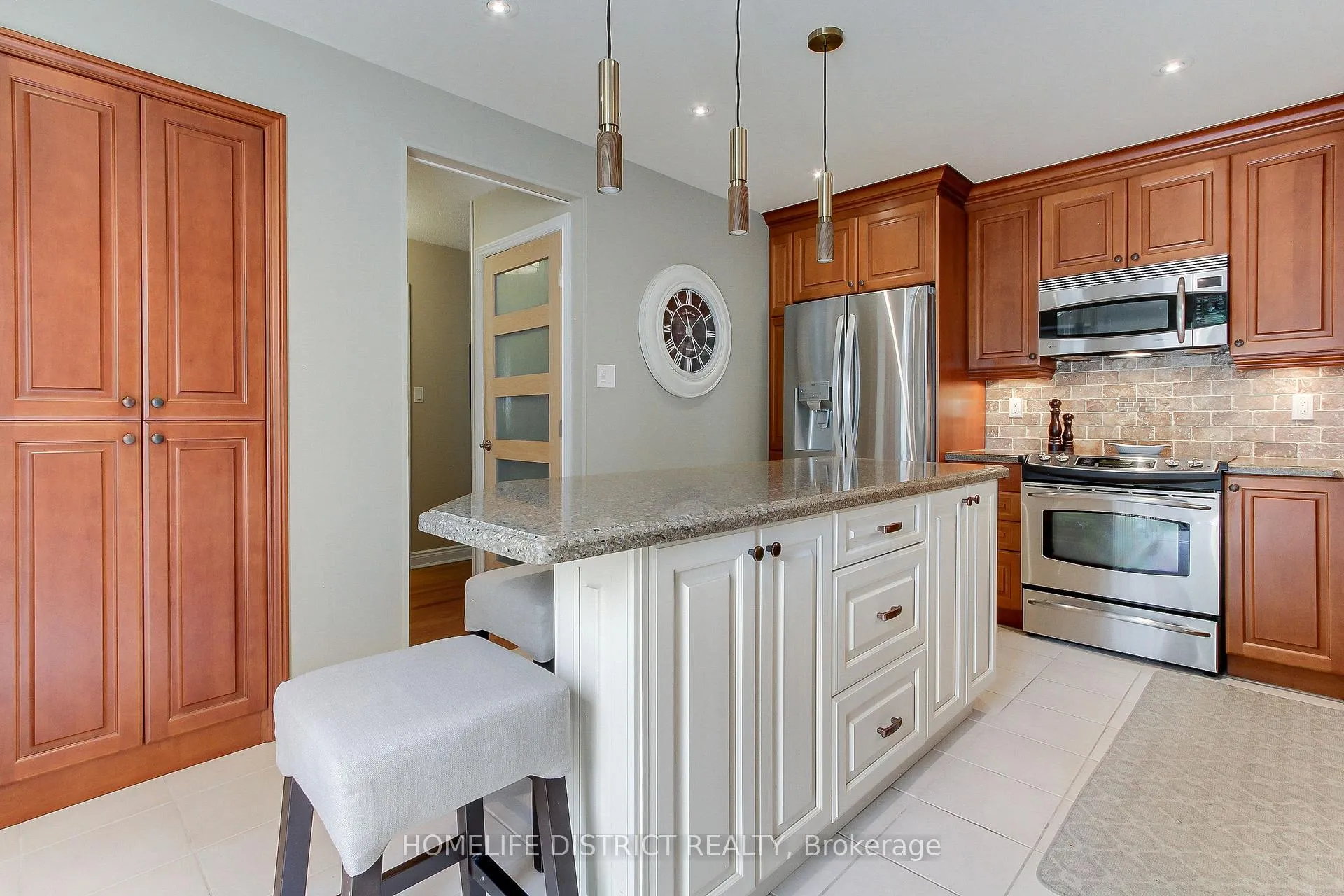 Photo 20 of 43 Daniels Crescent, Ajax, Central West — HOMEH
