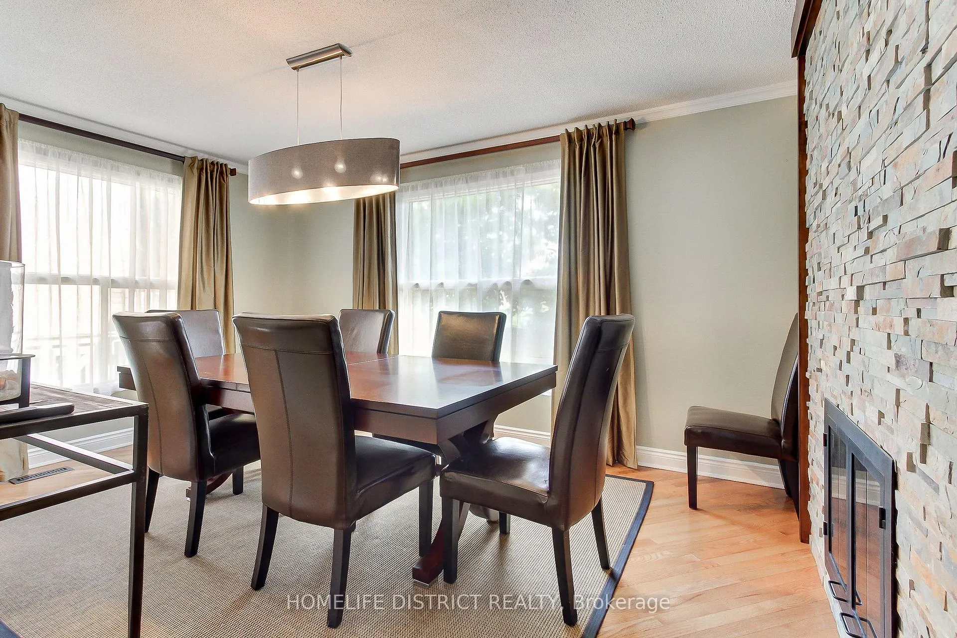 Photo 23 of 43 Daniels Crescent, Ajax, Central West — HOMEH