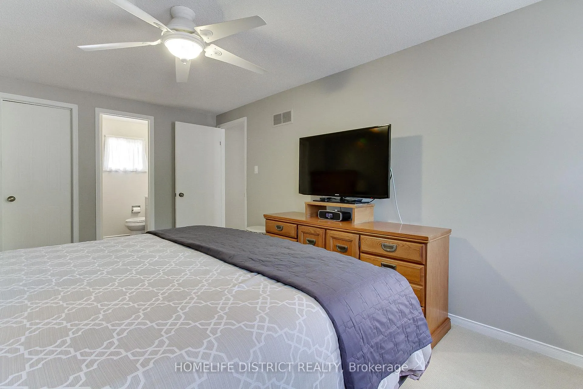 Photo 31 of 43 Daniels Crescent, Ajax, Central West — HOMEH