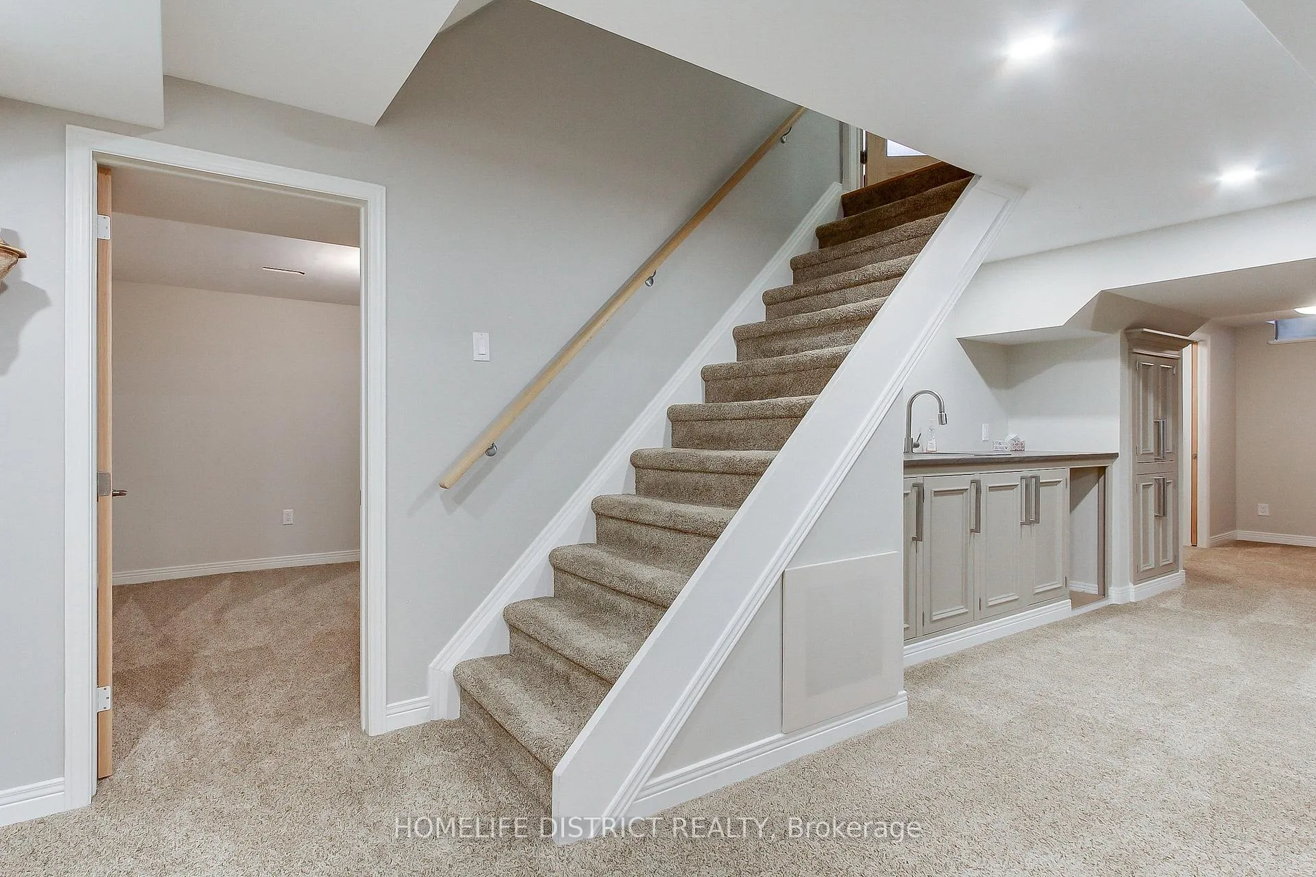 Photo 39 of 43 Daniels Crescent, Ajax, Central West — HOMEH