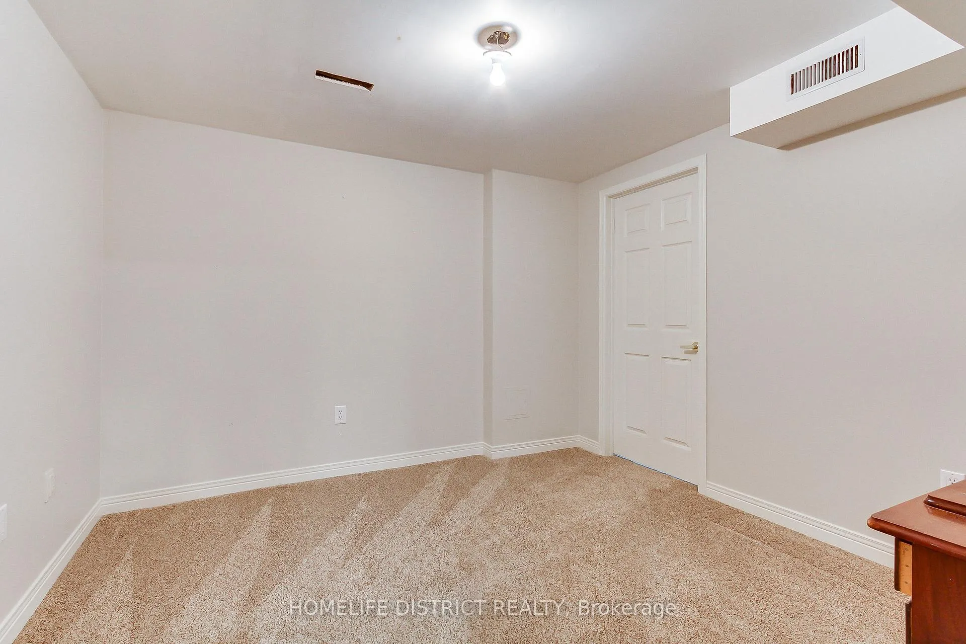 Photo 46 of 43 Daniels Crescent, Ajax, Central West — HOMEH