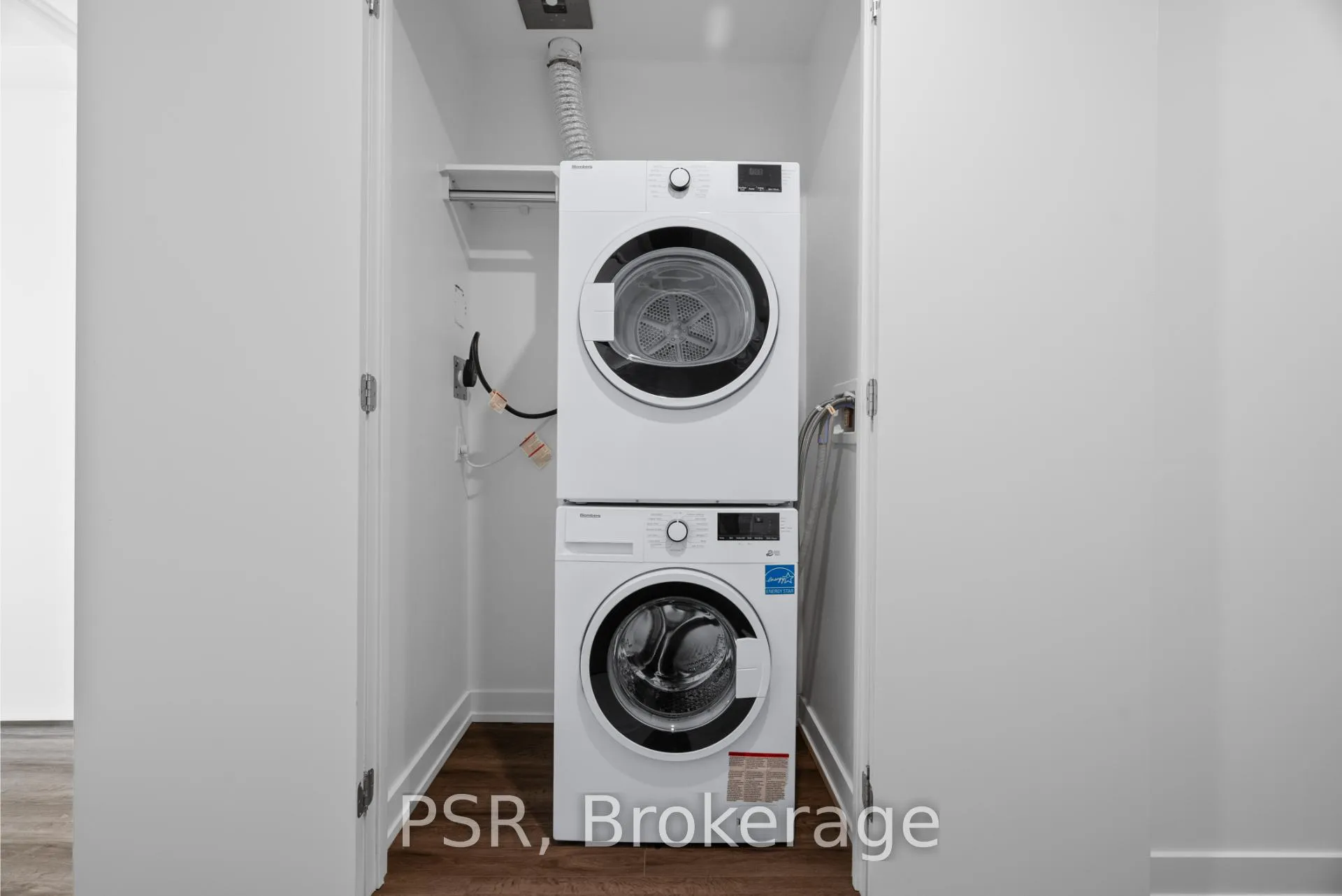 Photo 25 of Unit 318, 11 Ordnance Street, Toronto, Niagara — HOMEH