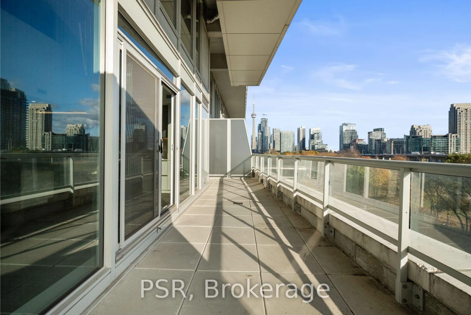 Photo 27 of Unit 318, 11 Ordnance Street, Toronto, Niagara — HOMEH