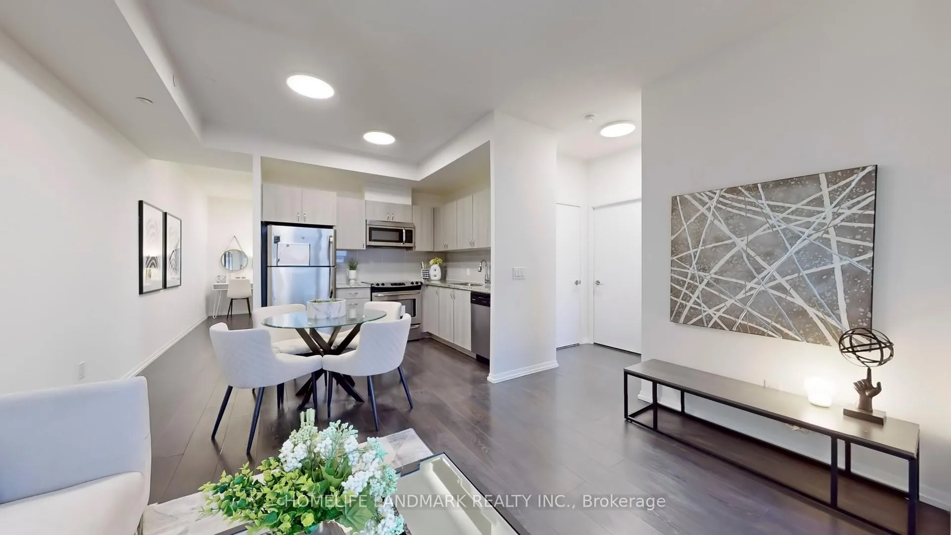 Photo 11 of Unit 340, 540 Bur Oak Avenue, Markham, Berczy — HOMEH