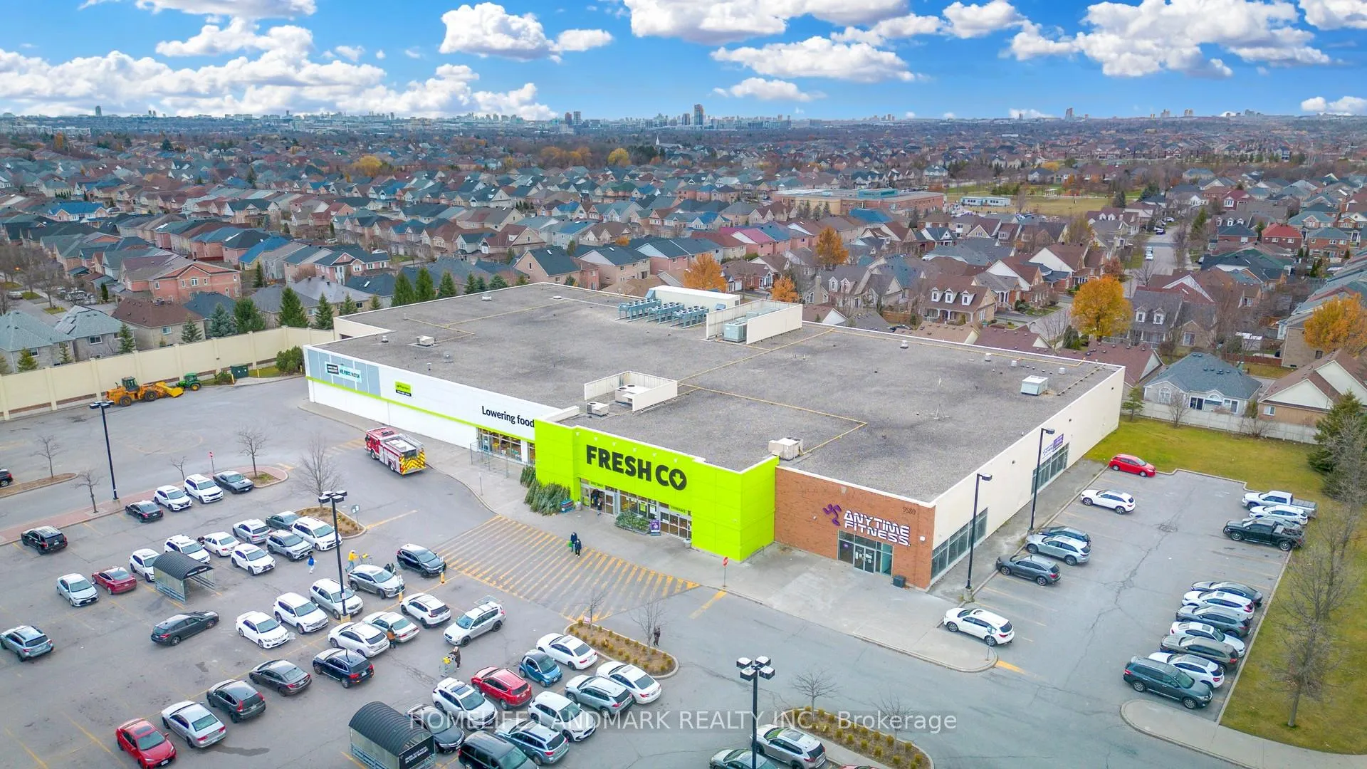 Photo 39 of Unit 340, 540 Bur Oak Avenue, Markham, Berczy — HOMEH