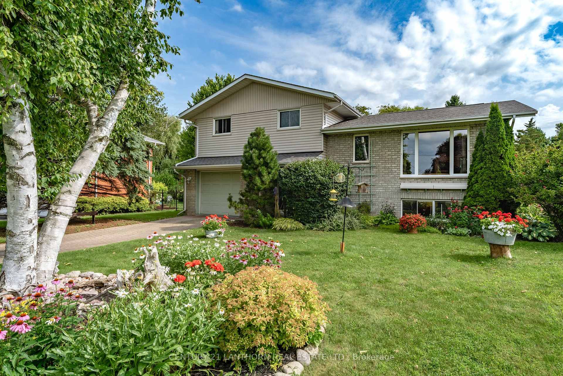 Front of 5 Morrow Avenue