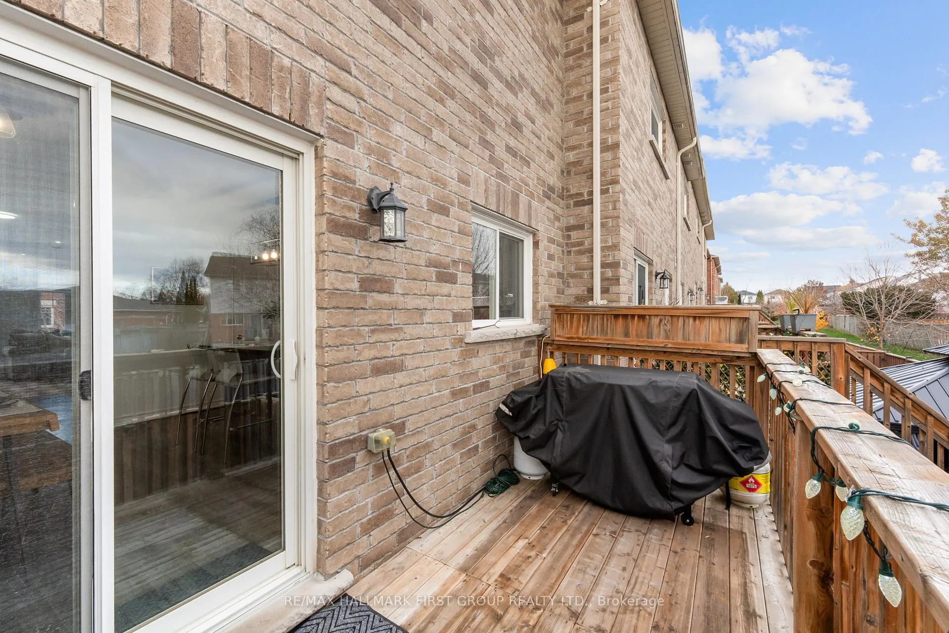 Photo 35 of 93 Markham Trail, Clarington, Bowmanville — HOMEH
