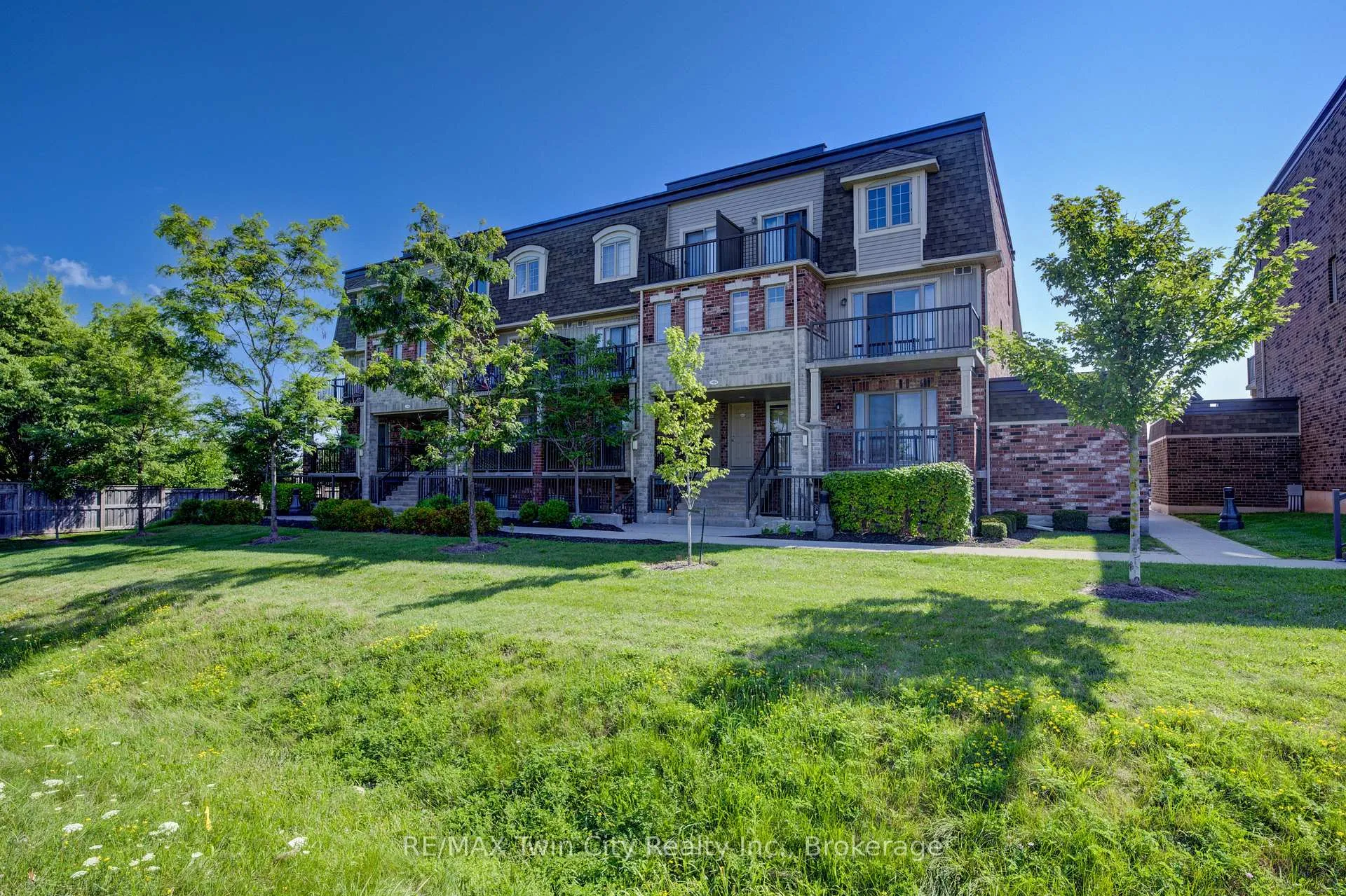Photo 1 of Unit G, 1694 Fischer Hallman Road, Waterloo — HOMEH