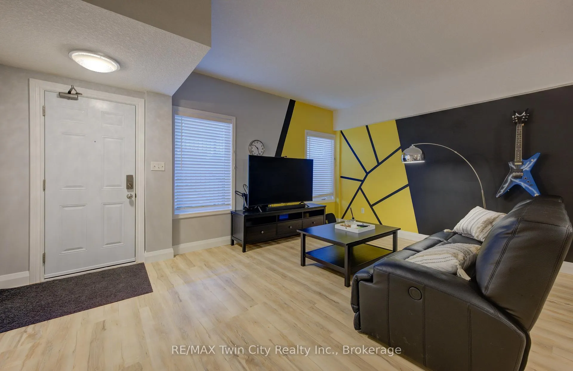 Photo 4 of Unit G, 1694 Fischer Hallman Road, Waterloo — HOMEH