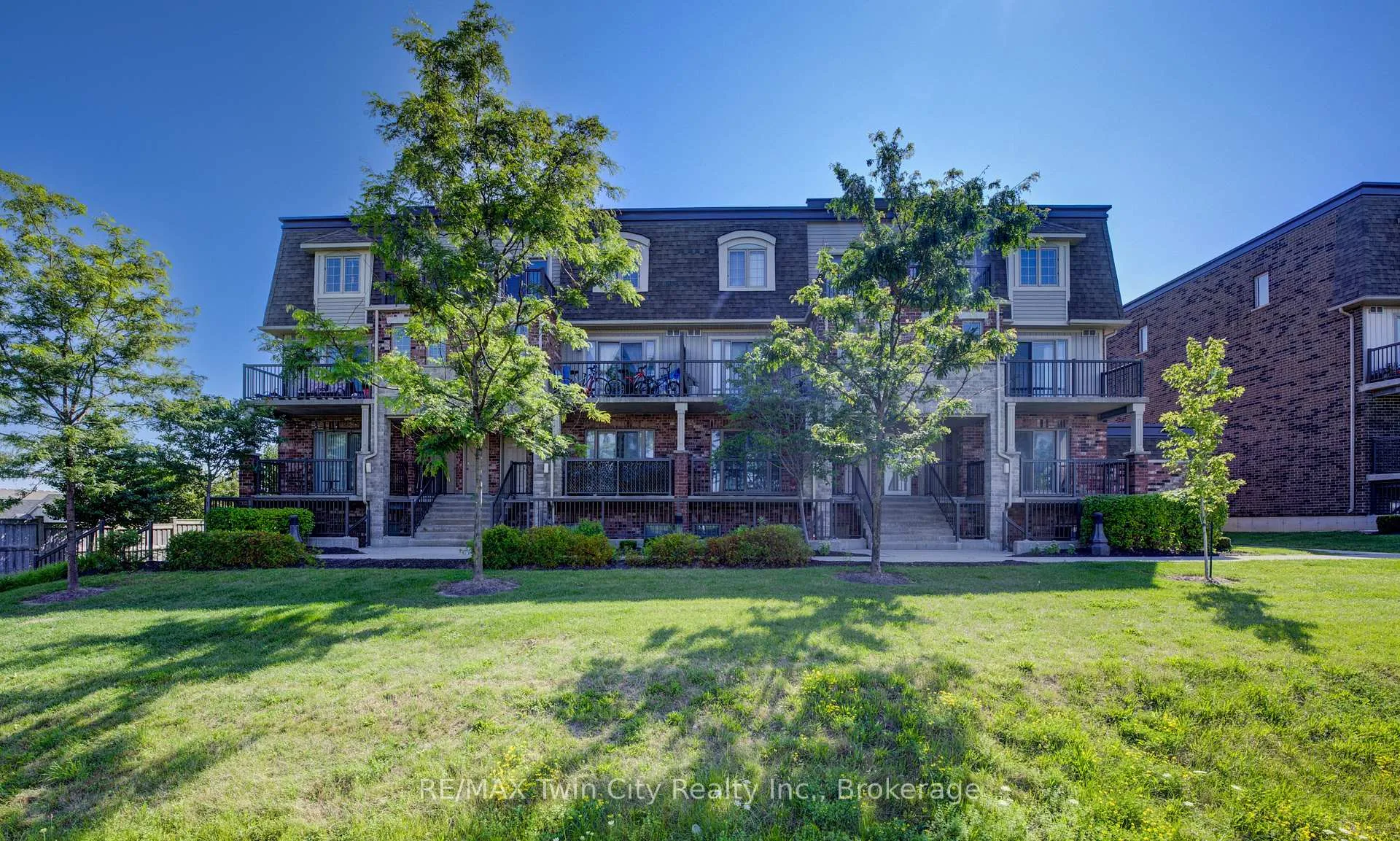 Photo 19 of Unit G, 1694 Fischer Hallman Road, Waterloo — HOMEH