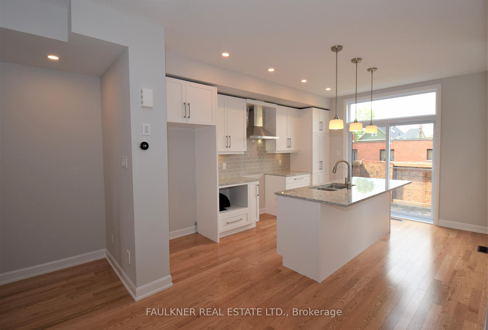 Photo 4 of 77 Oblats Avenue, Ottawa, Ottawa East — HOMEH