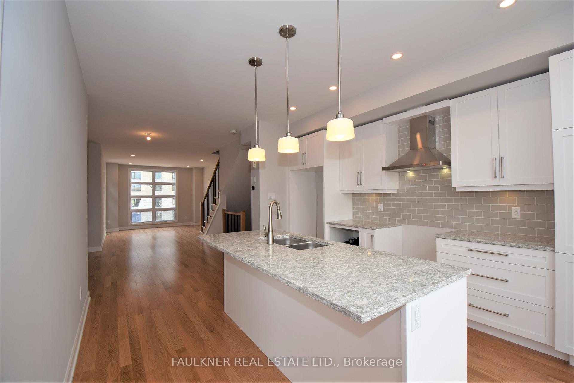 Photo 5 of 77 Oblats Avenue, Ottawa, Ottawa East — HOMEH