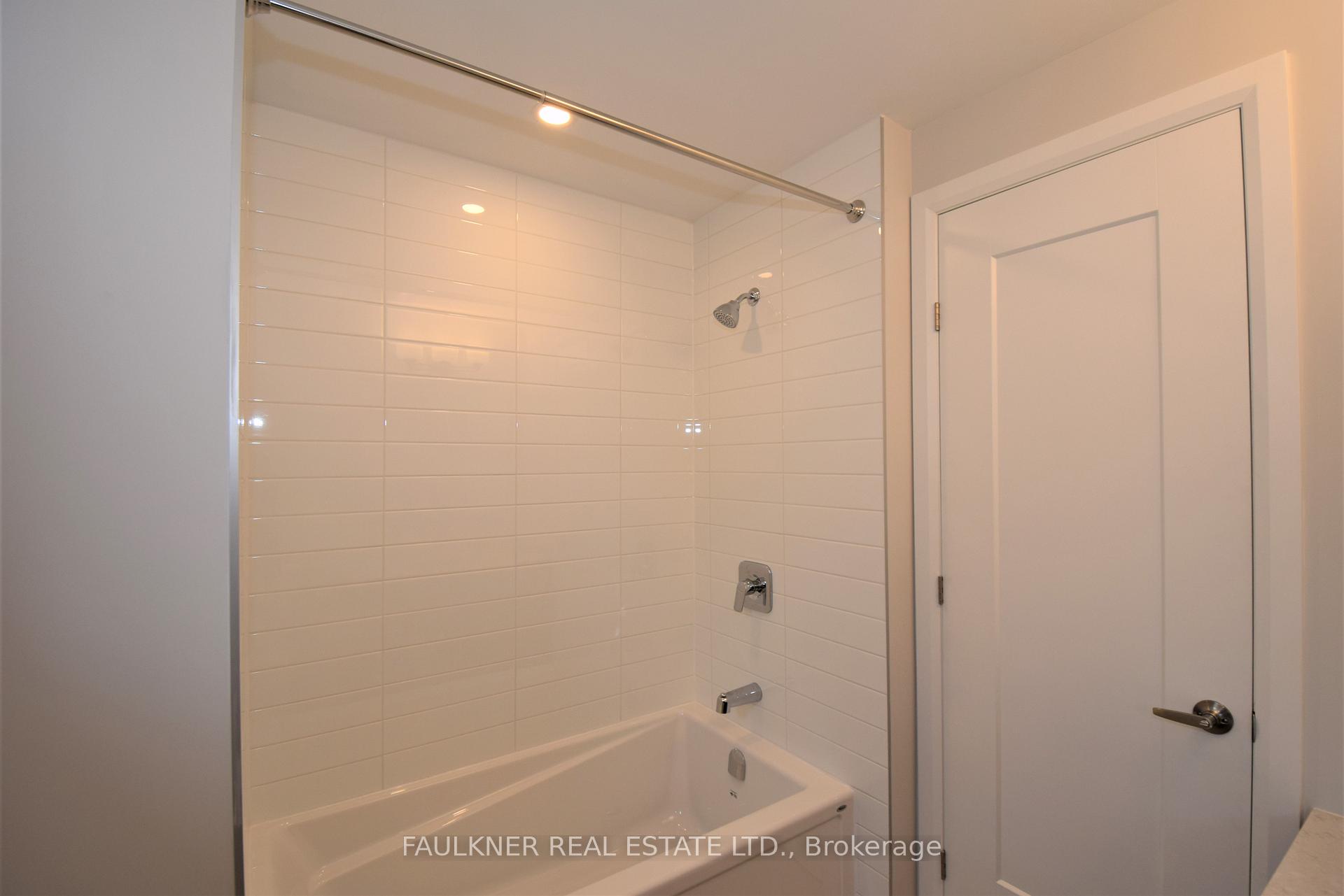 Photo 11 of 77 Oblats Avenue, Ottawa, Ottawa East — HOMEH