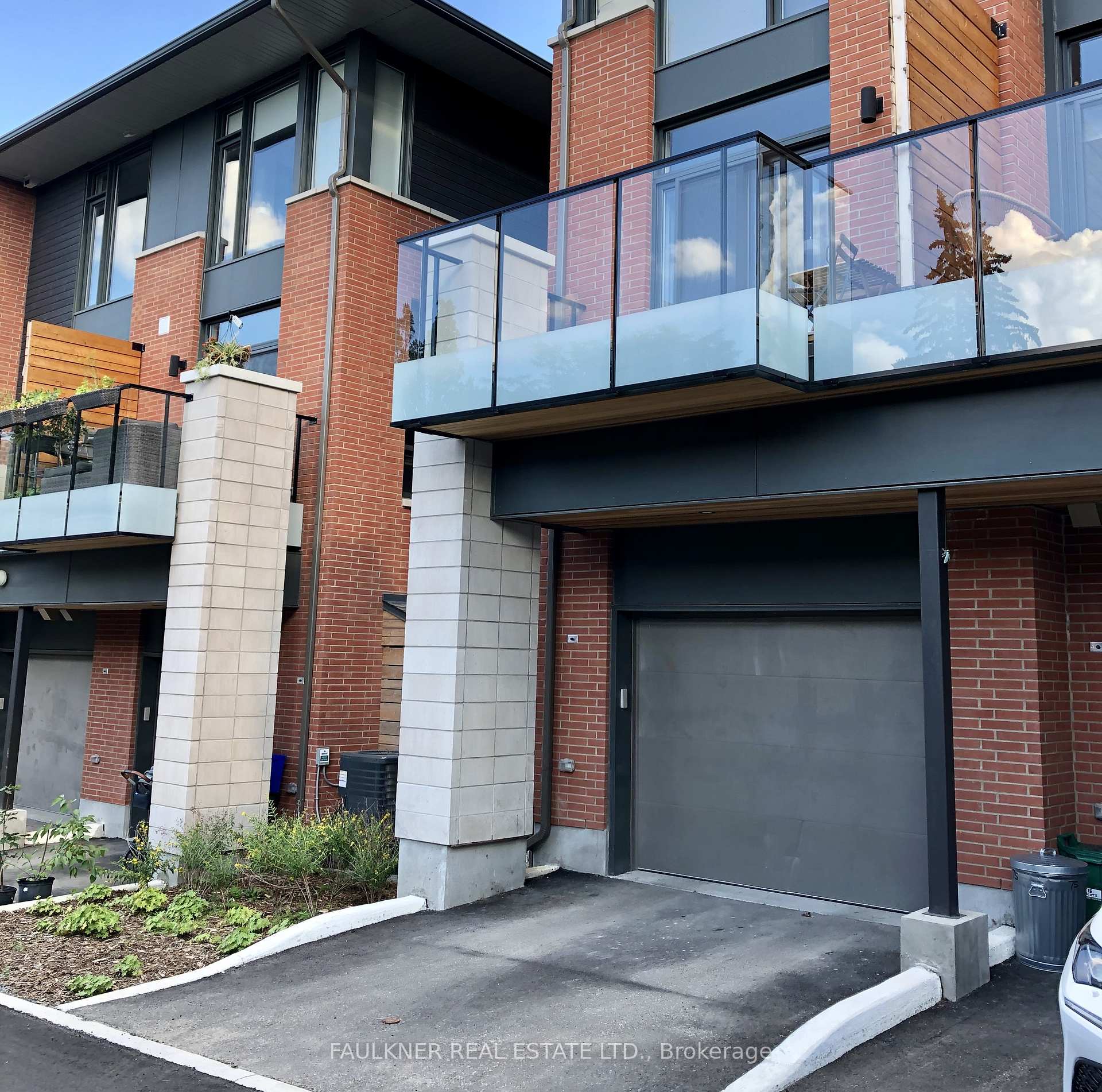 Photo 17 of 77 Oblats Avenue, Ottawa, Ottawa East — HOMEH