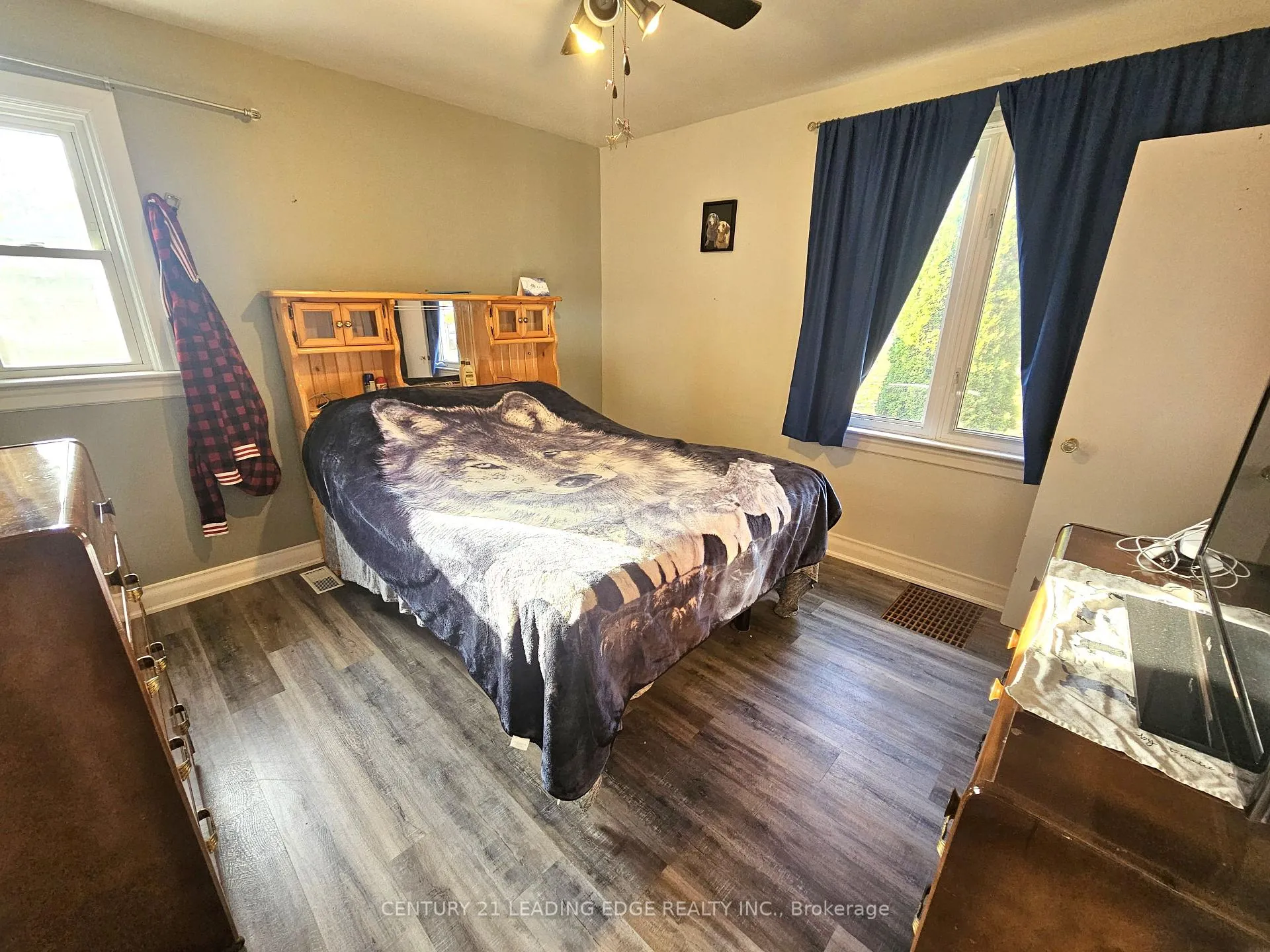 Photo 9 of 44 Albert Street N, Brock, Sunderland — HOMEH