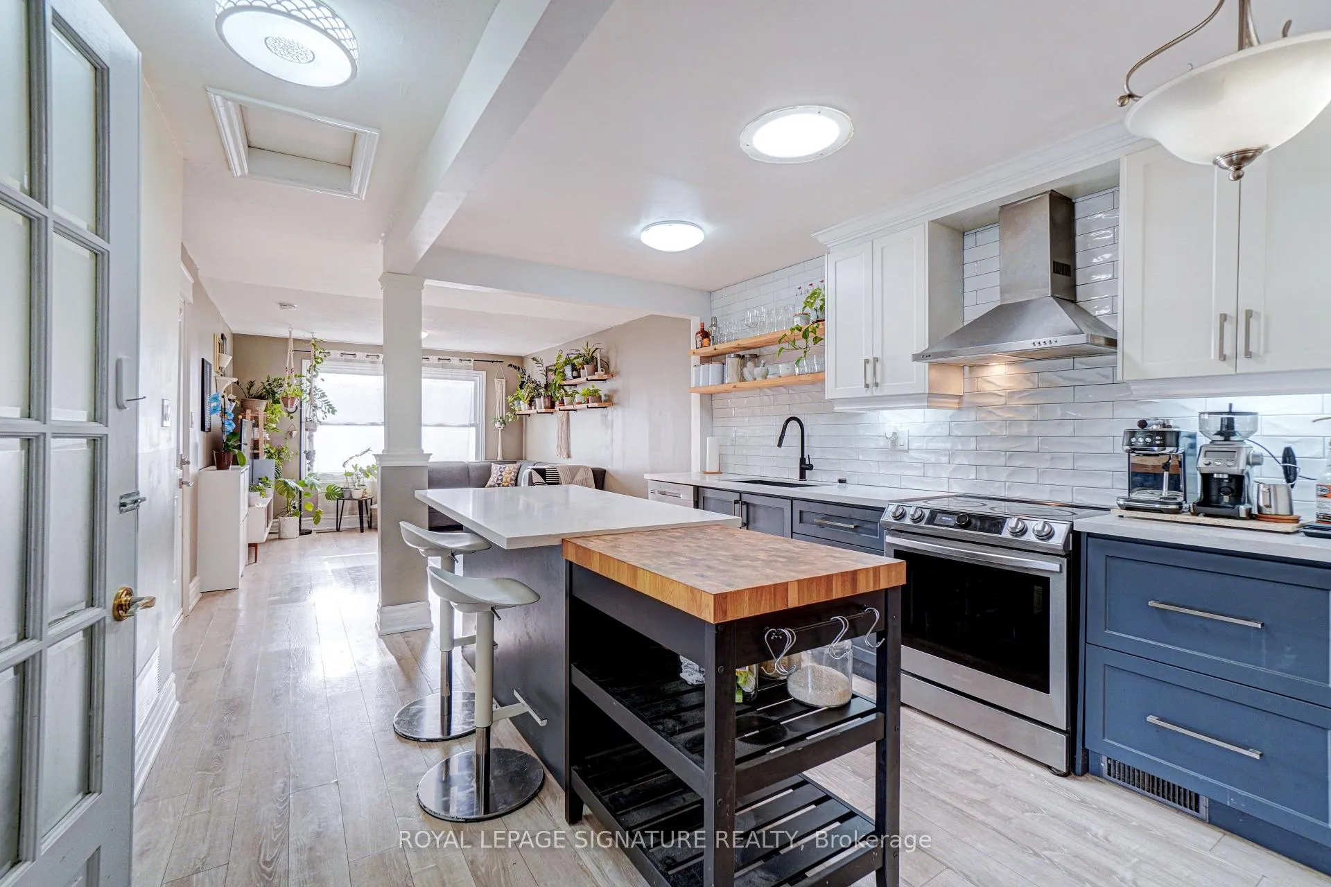 Photo 4 of 124 Ormond Drive, Oshawa, Samac — HOMEH