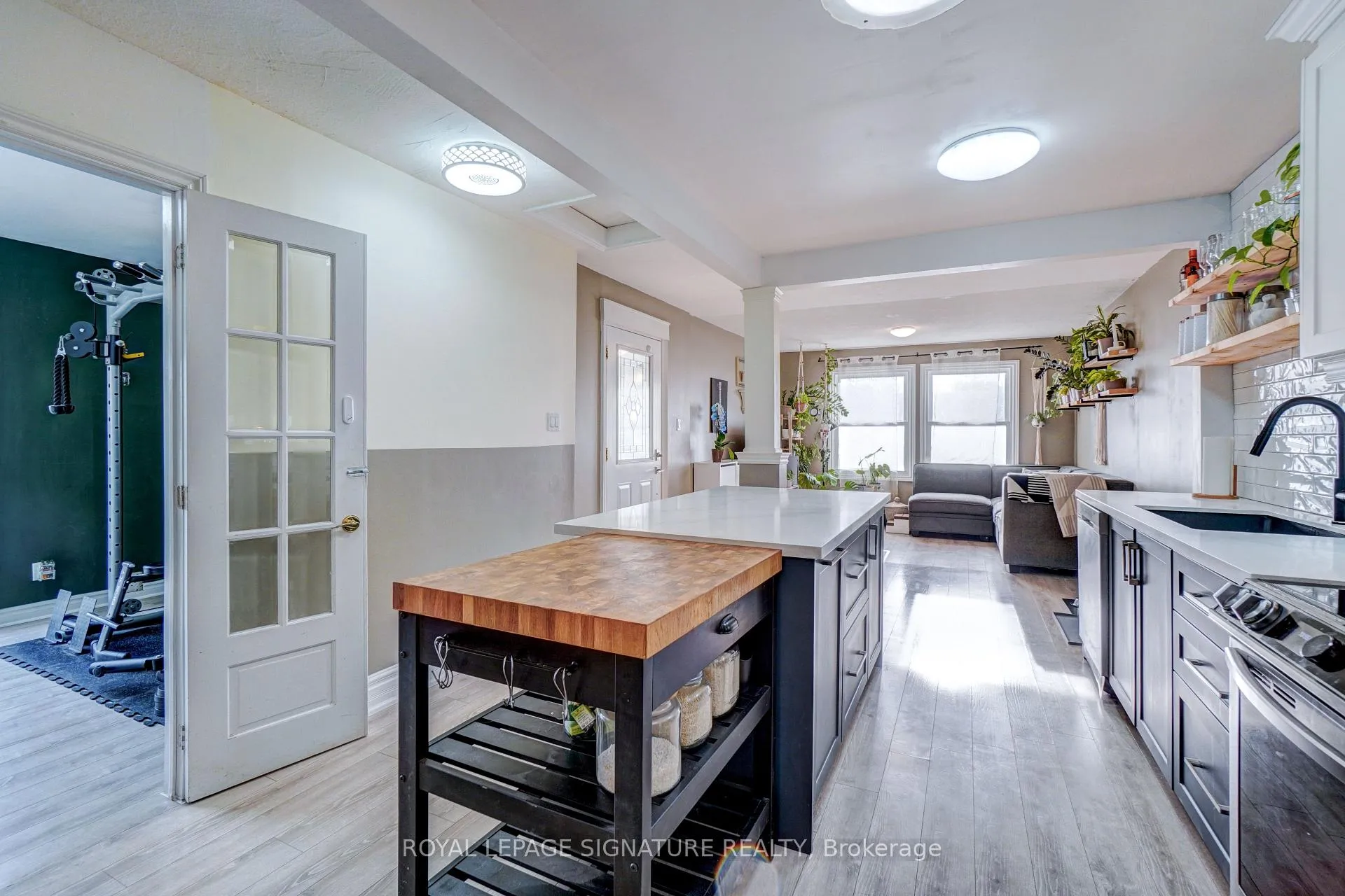 Photo 6 of 124 Ormond Drive, Oshawa, Samac — HOMEH