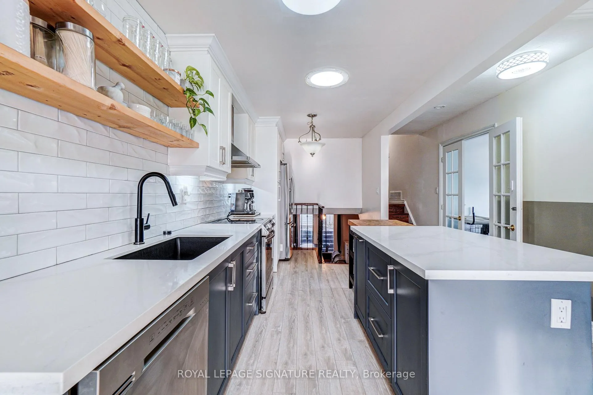 Photo 8 of 124 Ormond Drive, Oshawa, Samac — HOMEH
