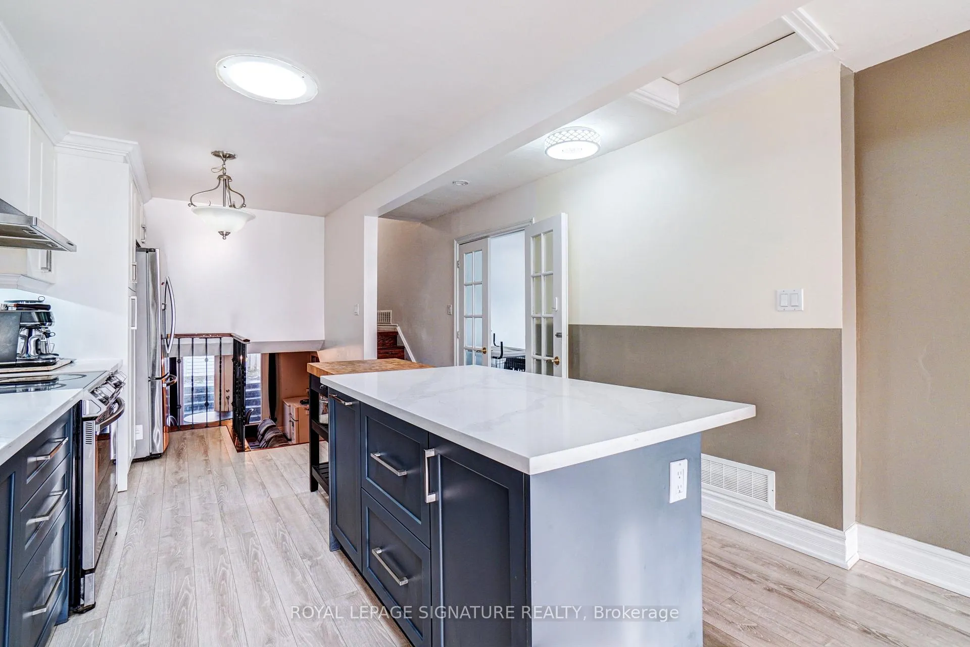 Photo 10 of 124 Ormond Drive, Oshawa, Samac — HOMEH
