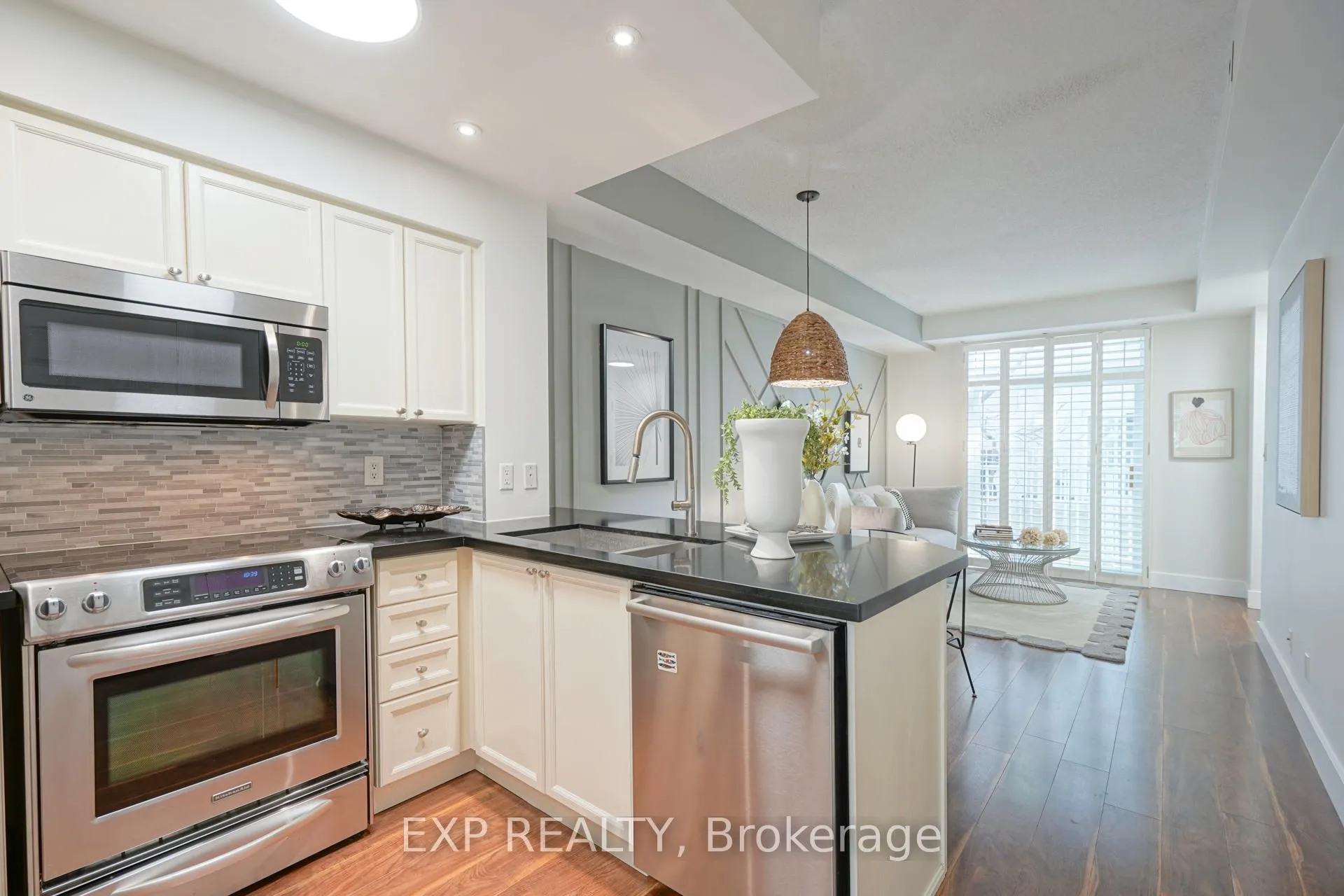 Photo 7 of Unit 632, 38 Stadium Road, Toronto, Waterfront Communities — HOMEH