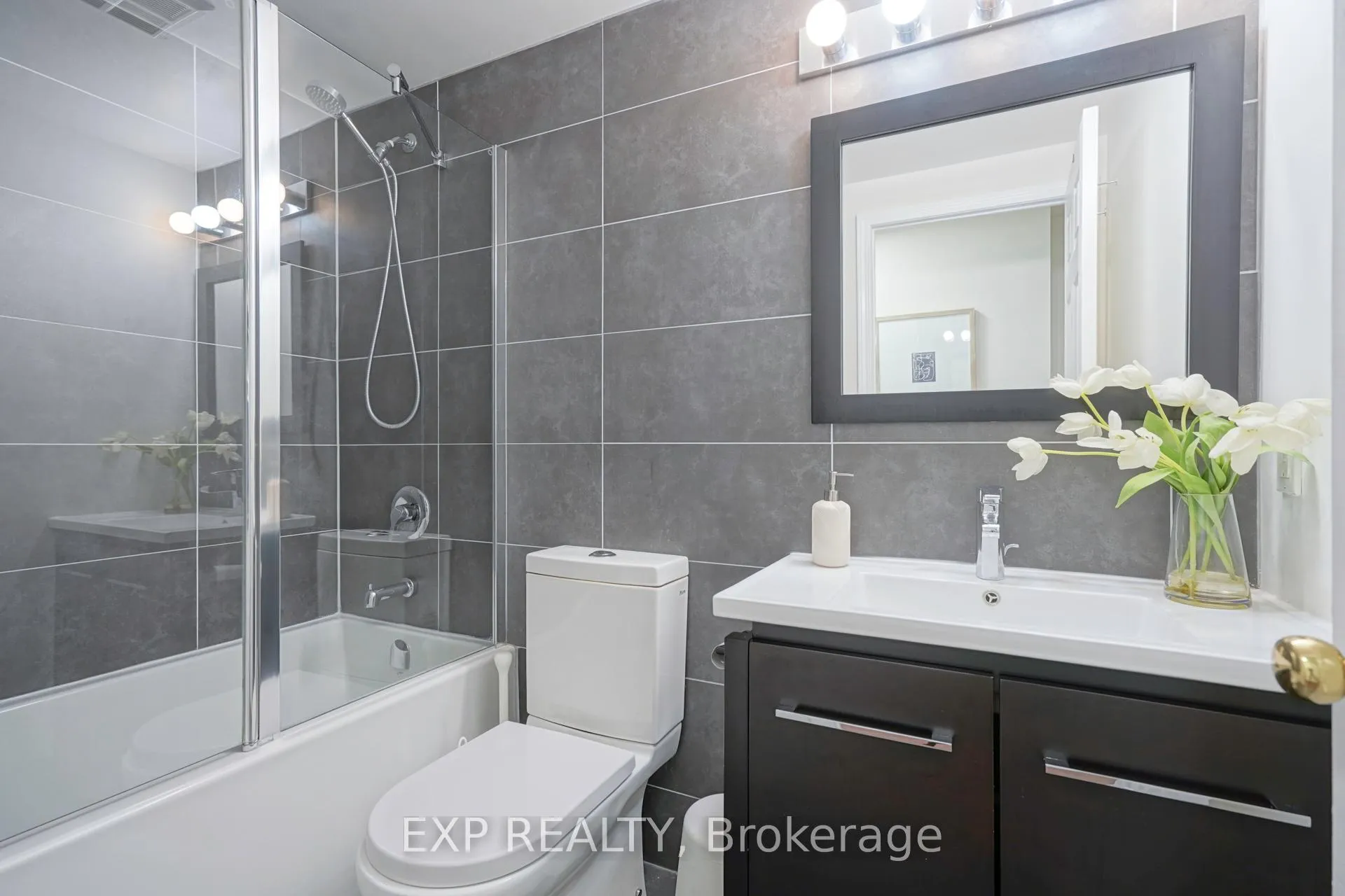 Photo 14 of Unit 632, 38 Stadium Road, Toronto, Waterfront Communities — HOMEH