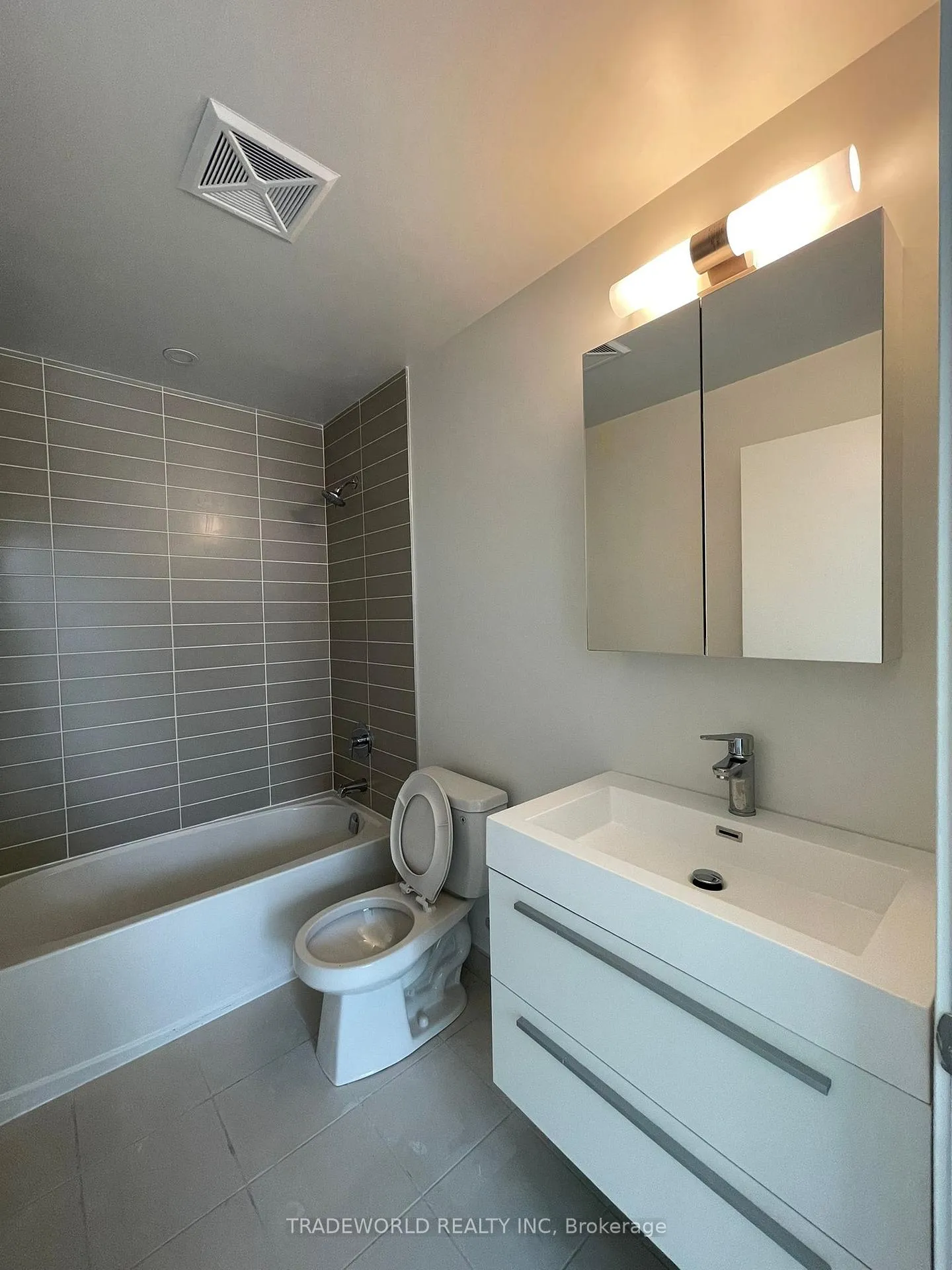 Photo 10 of Unit 708, 38 Simcoe Promenade, Markham, Unionville — HOMEH