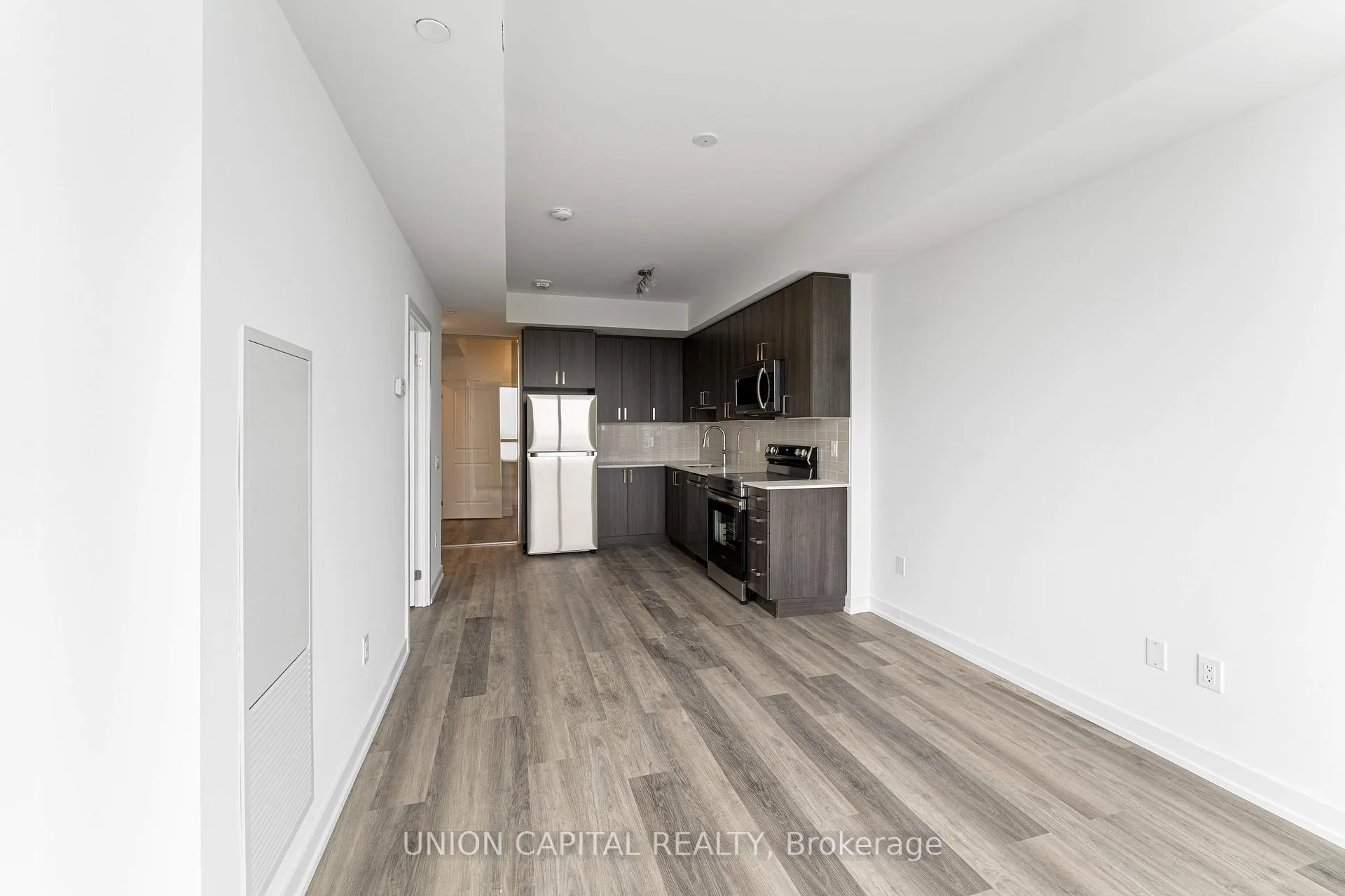 Photo 9 of Unit 2303, 1455 Celebration Drive, Pickering, Bay Ridges — HOMEH