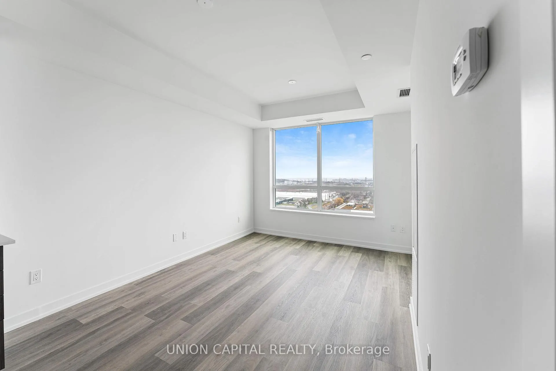 Photo 10 of Unit 2303, 1455 Celebration Drive, Pickering, Bay Ridges — HOMEH