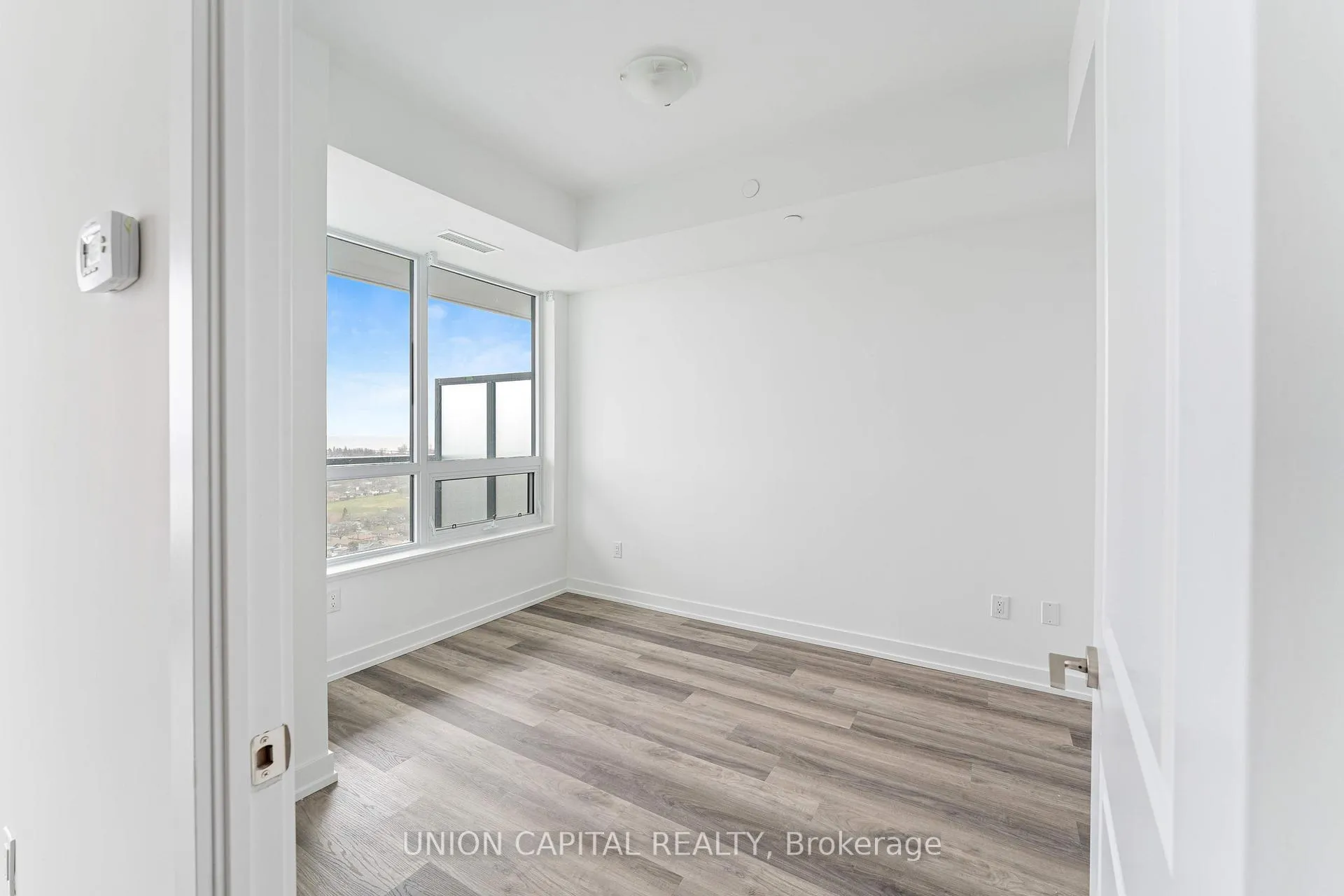 Photo 13 of Unit 2303, 1455 Celebration Drive, Pickering, Bay Ridges — HOMEH